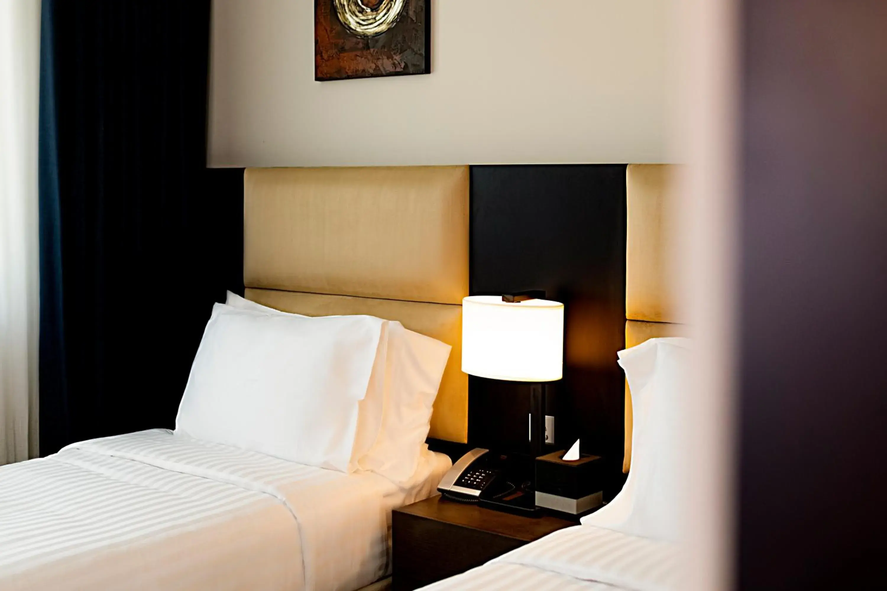 Deluxe Twin Room in Jannah Executive Hotel Apartments Deluxe Twin Room in Jannah Executive Hotel Apartments