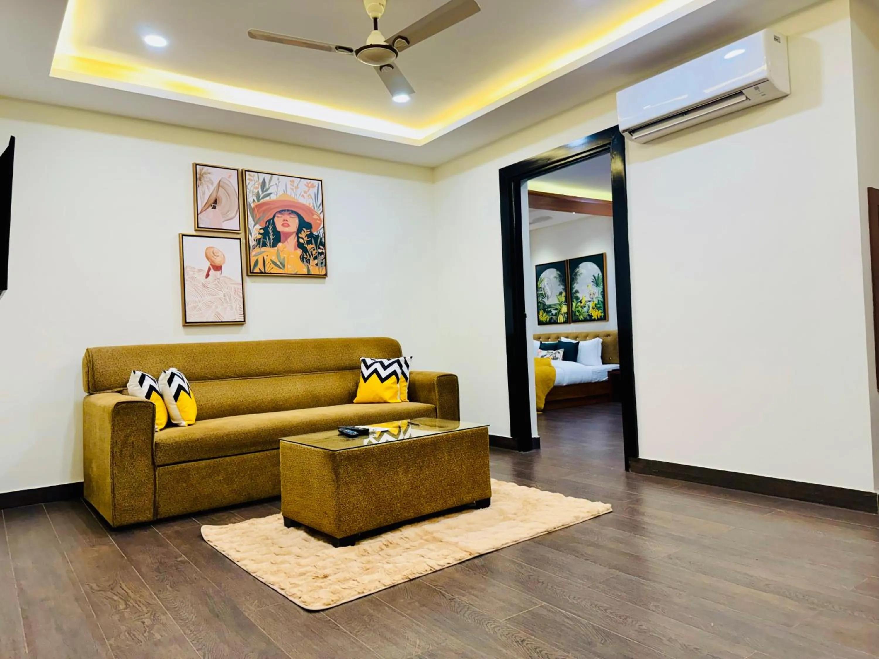 Living room in BluO Amani Vagator - Boutique Hotel Goa