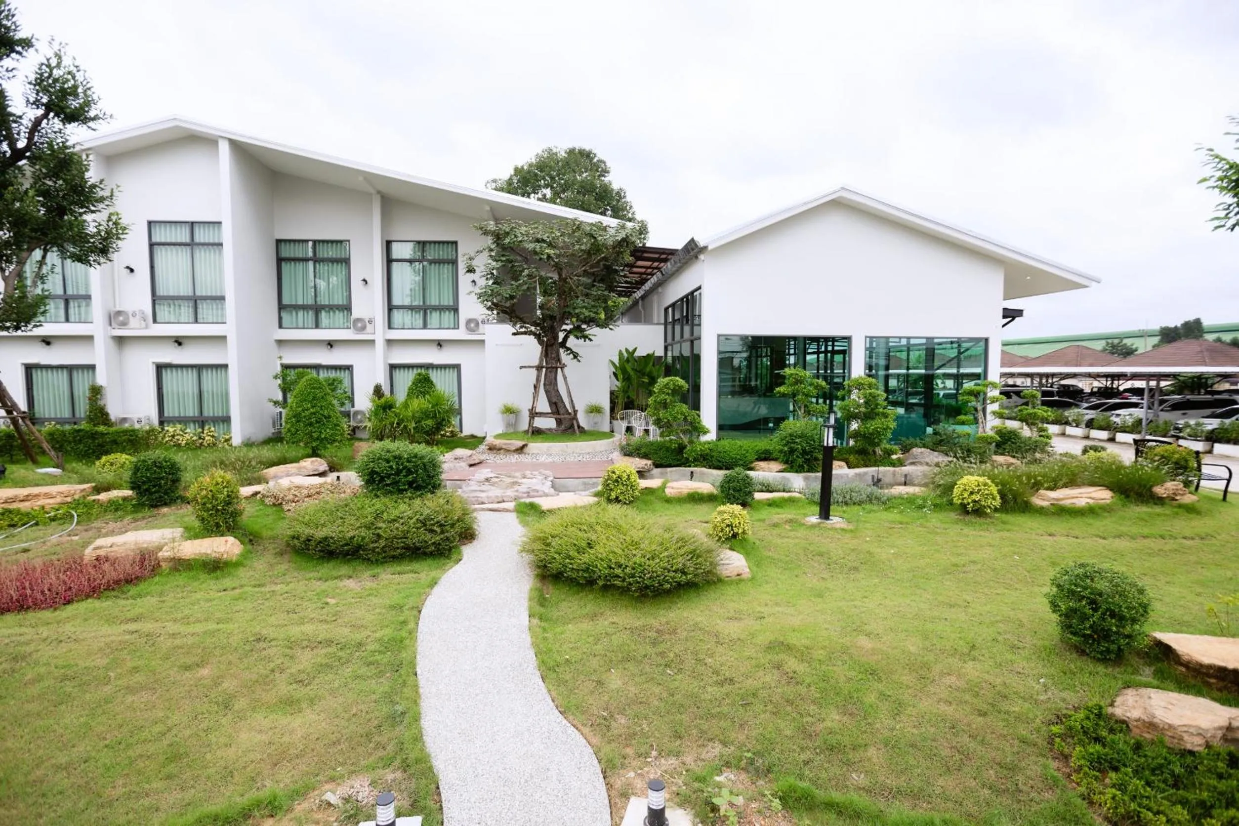 Property building in Tree Airport Hotel Hatyai