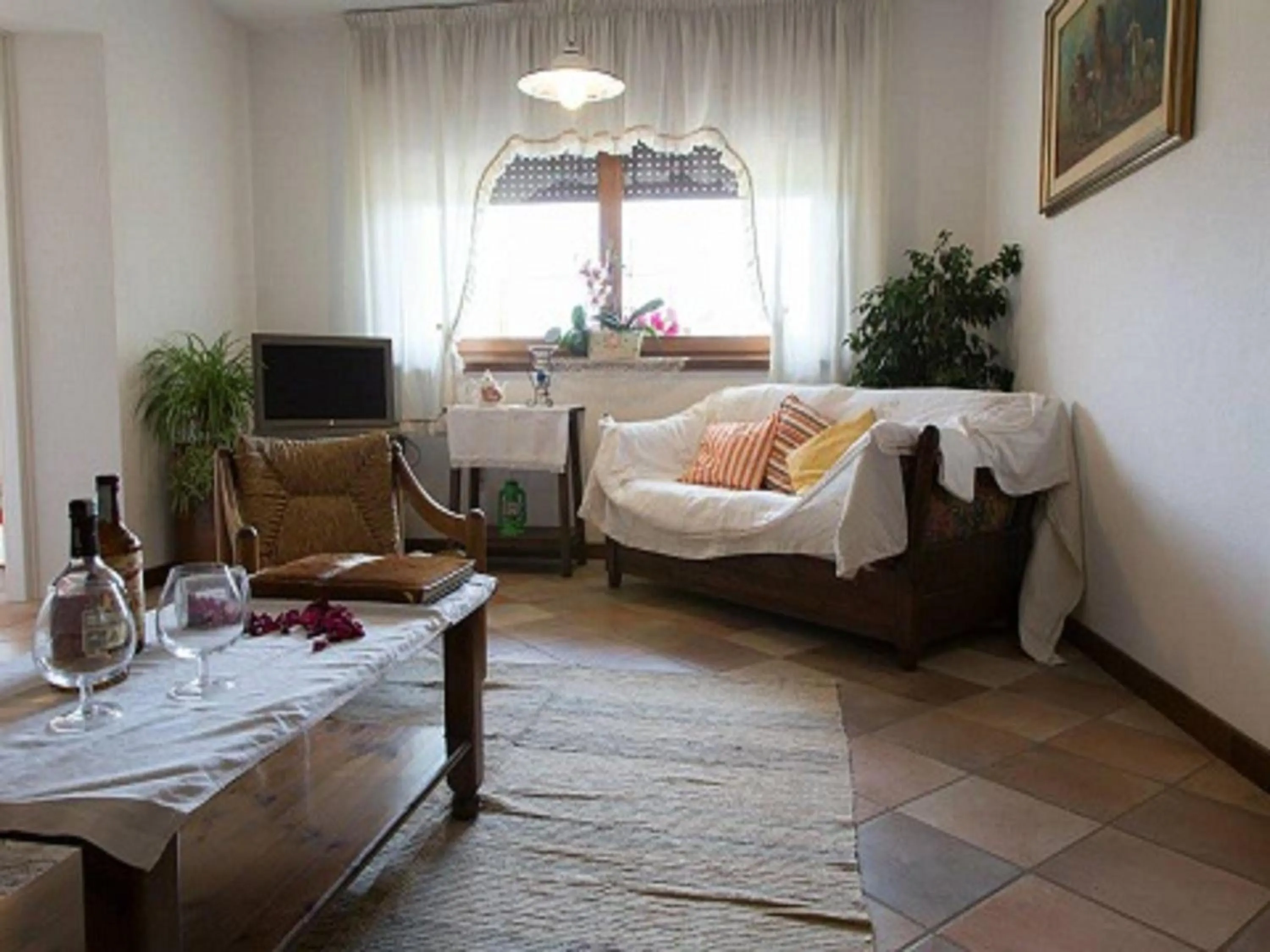 Communal lounge/ TV room in B&B Dolomitincanto