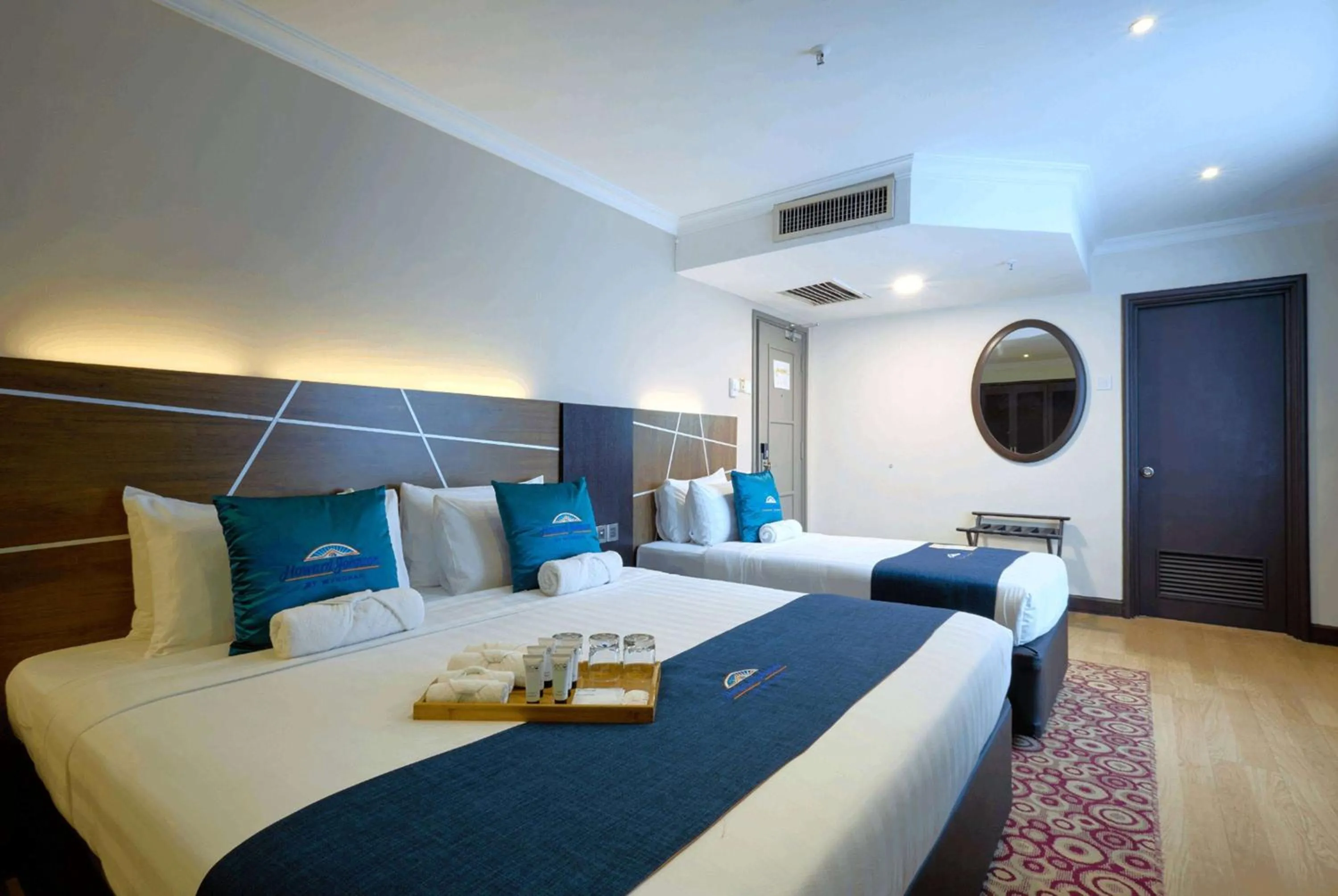 Photo of the whole room, Bed in Howard Johnson By Wyndham Kuala Lumpur 118