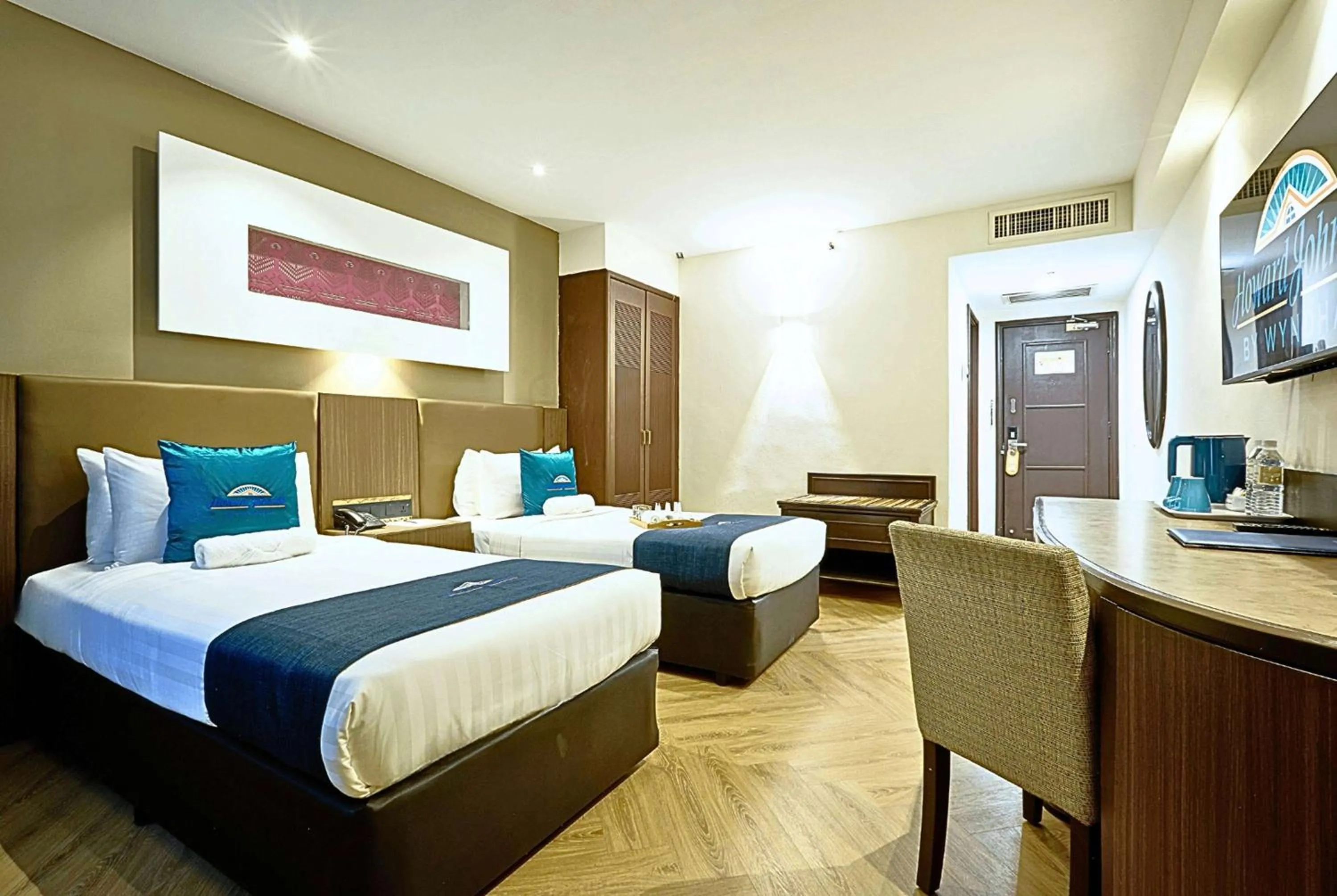 Photo of the whole room, Bed in Howard Johnson By Wyndham Kuala Lumpur 118