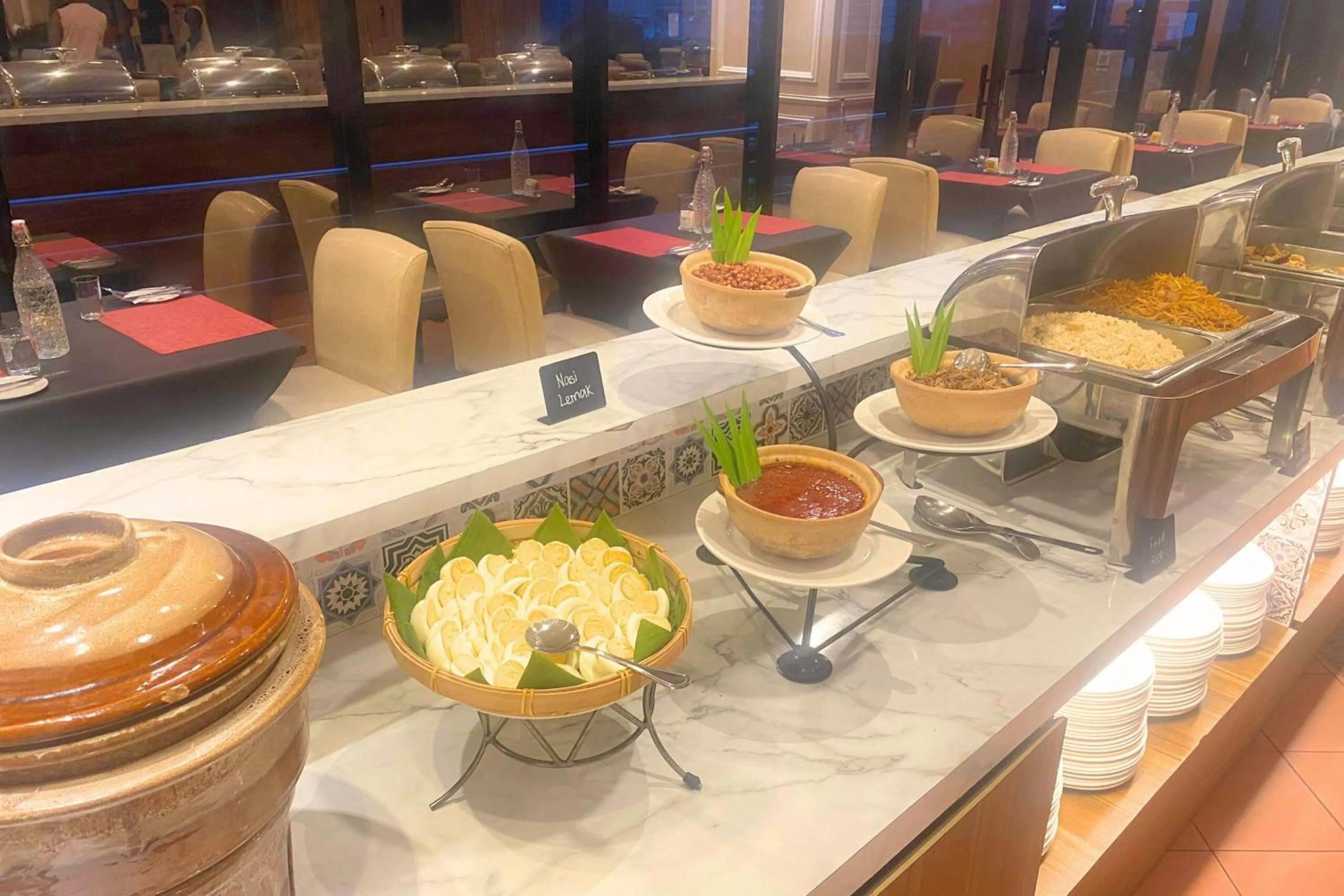 Restaurant/places to eat in Howard Johnson By Wyndham Kuala Lumpur 118