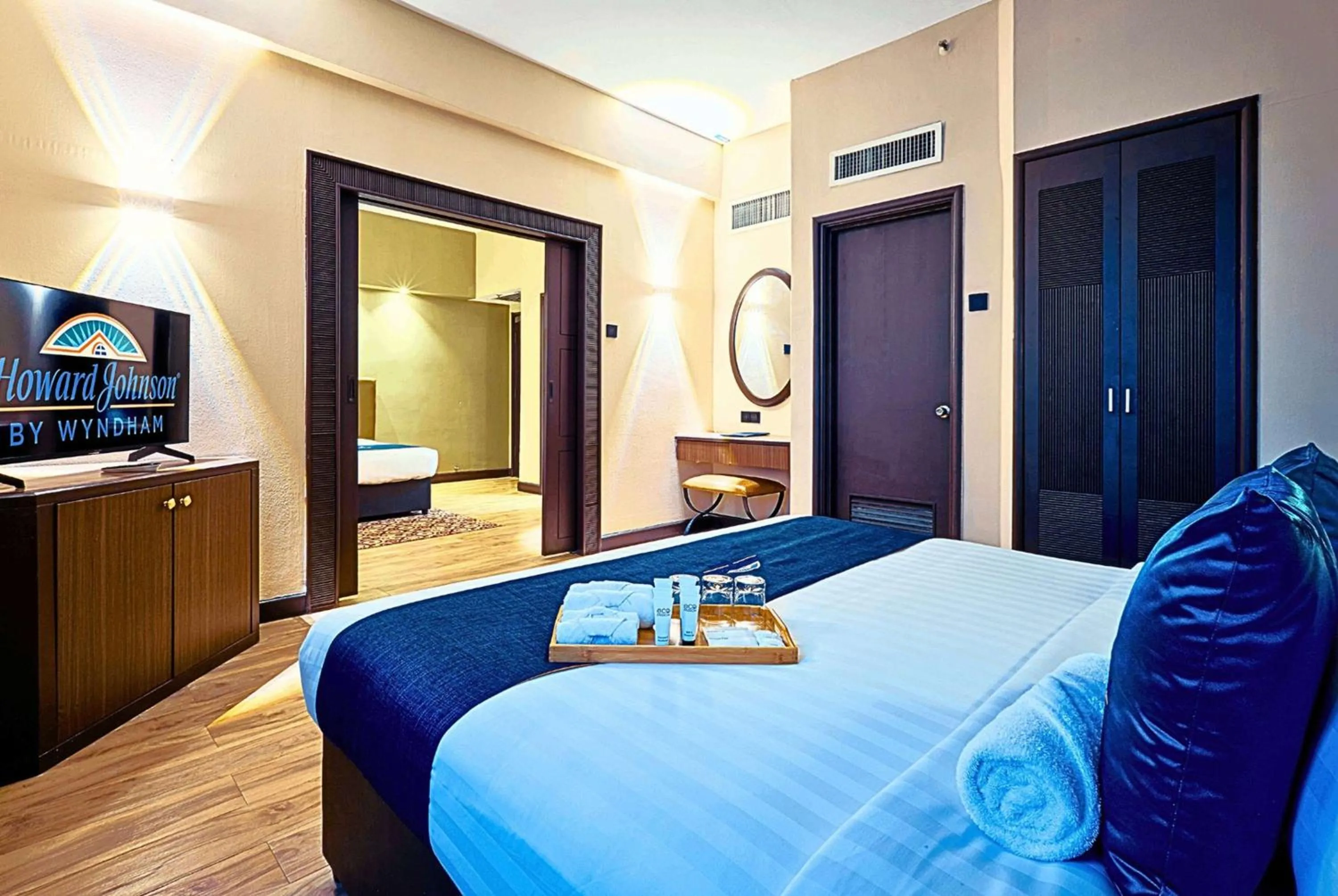 Photo of the whole room, Bed in Howard Johnson By Wyndham Kuala Lumpur 118