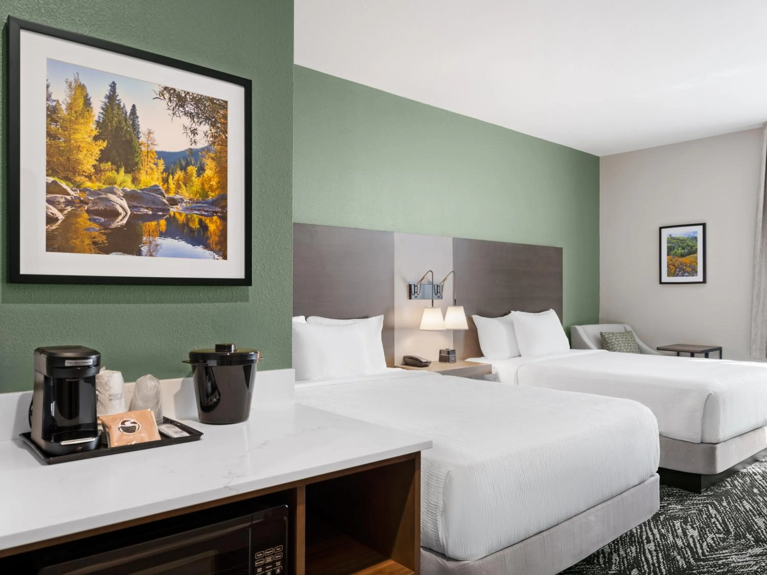Bedroom, Bed in La Quinta Inn and Suites by Wyndham Lincoln