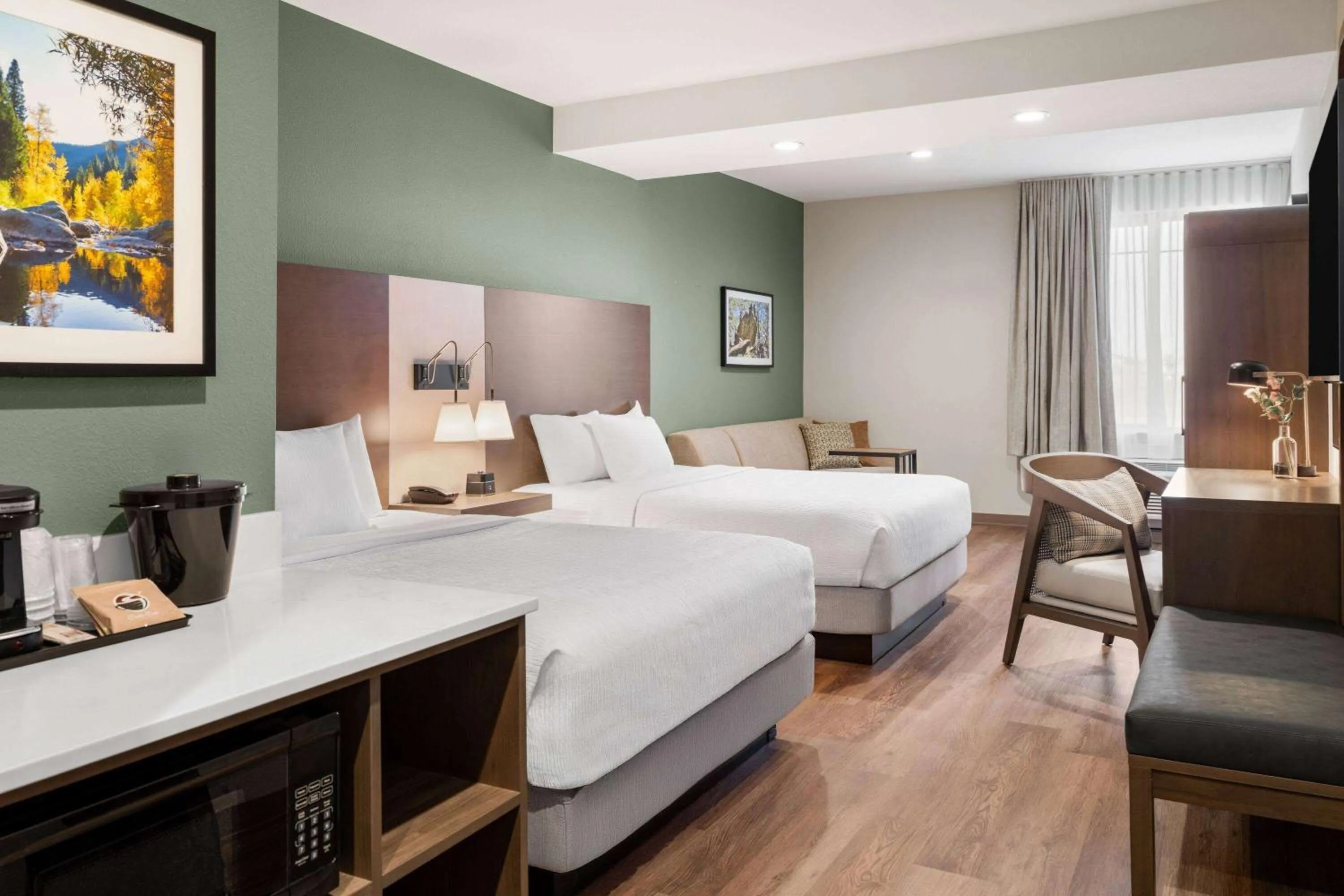 Photo of the whole room, Bed in La Quinta Inn and Suites by Wyndham Lincoln