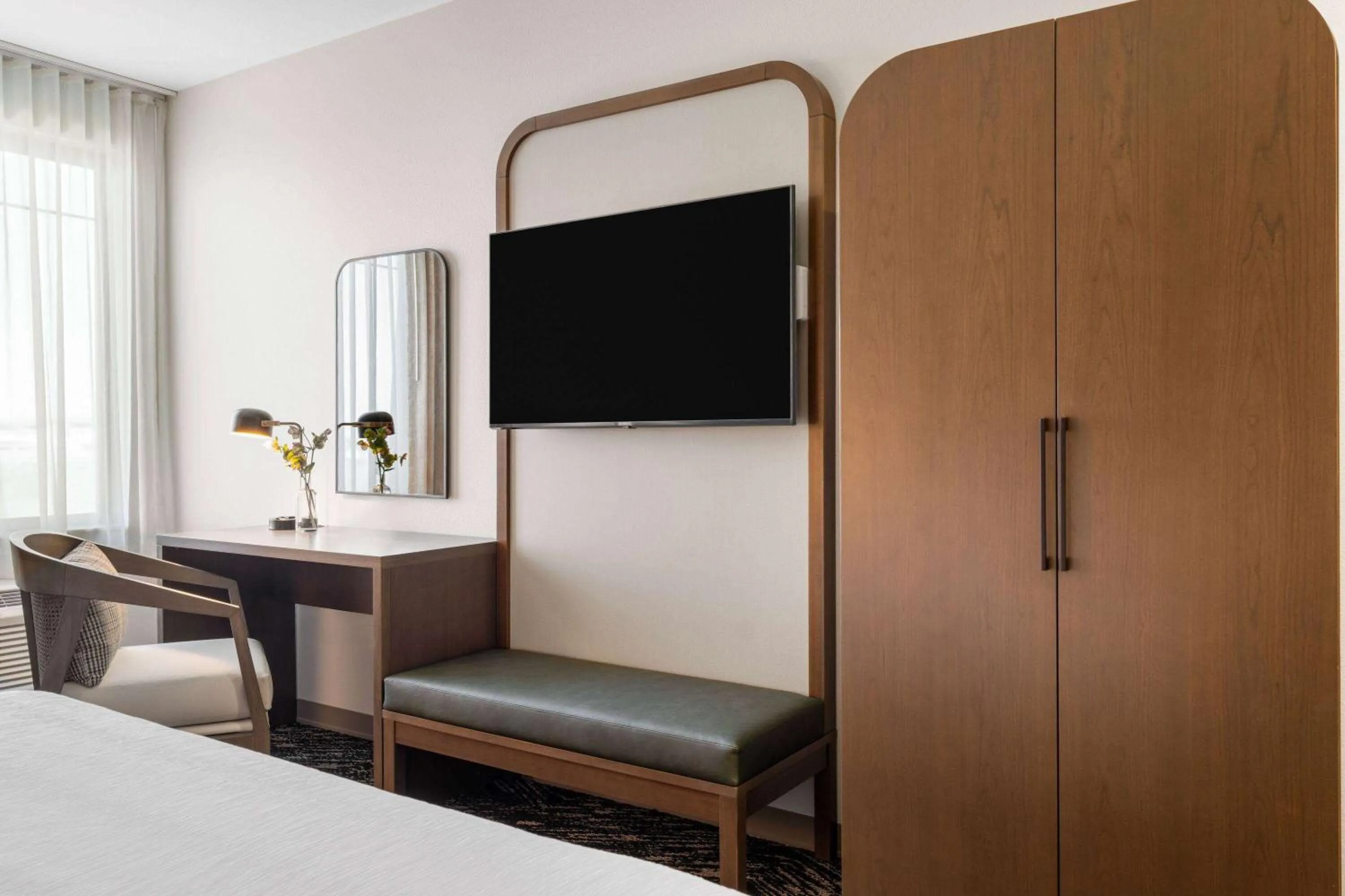 Photo of the whole room, Bed in La Quinta Inn and Suites by Wyndham Lincoln