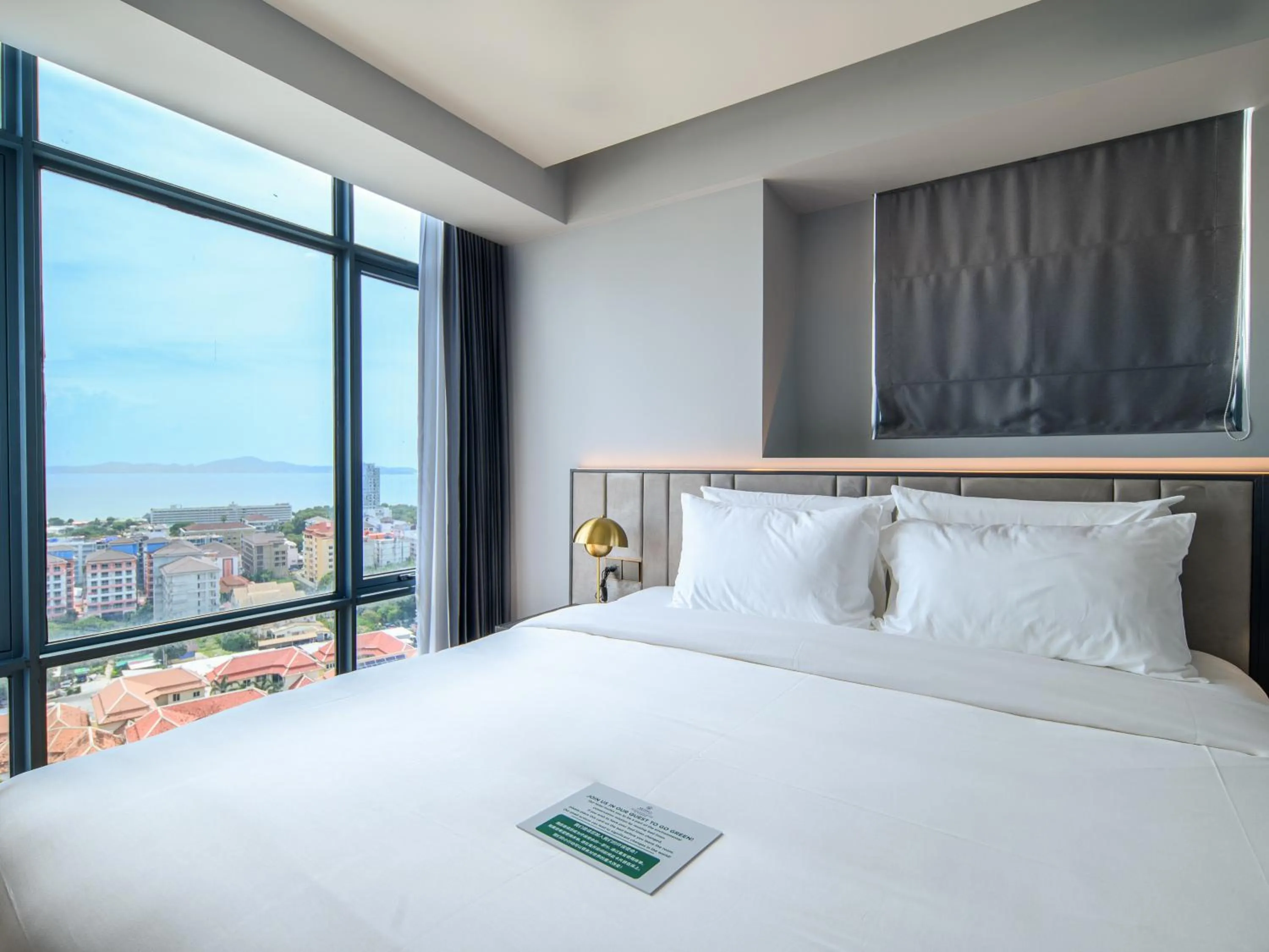 Bed in Beverly Mountain Bay, Trademark Collection by Wyndham