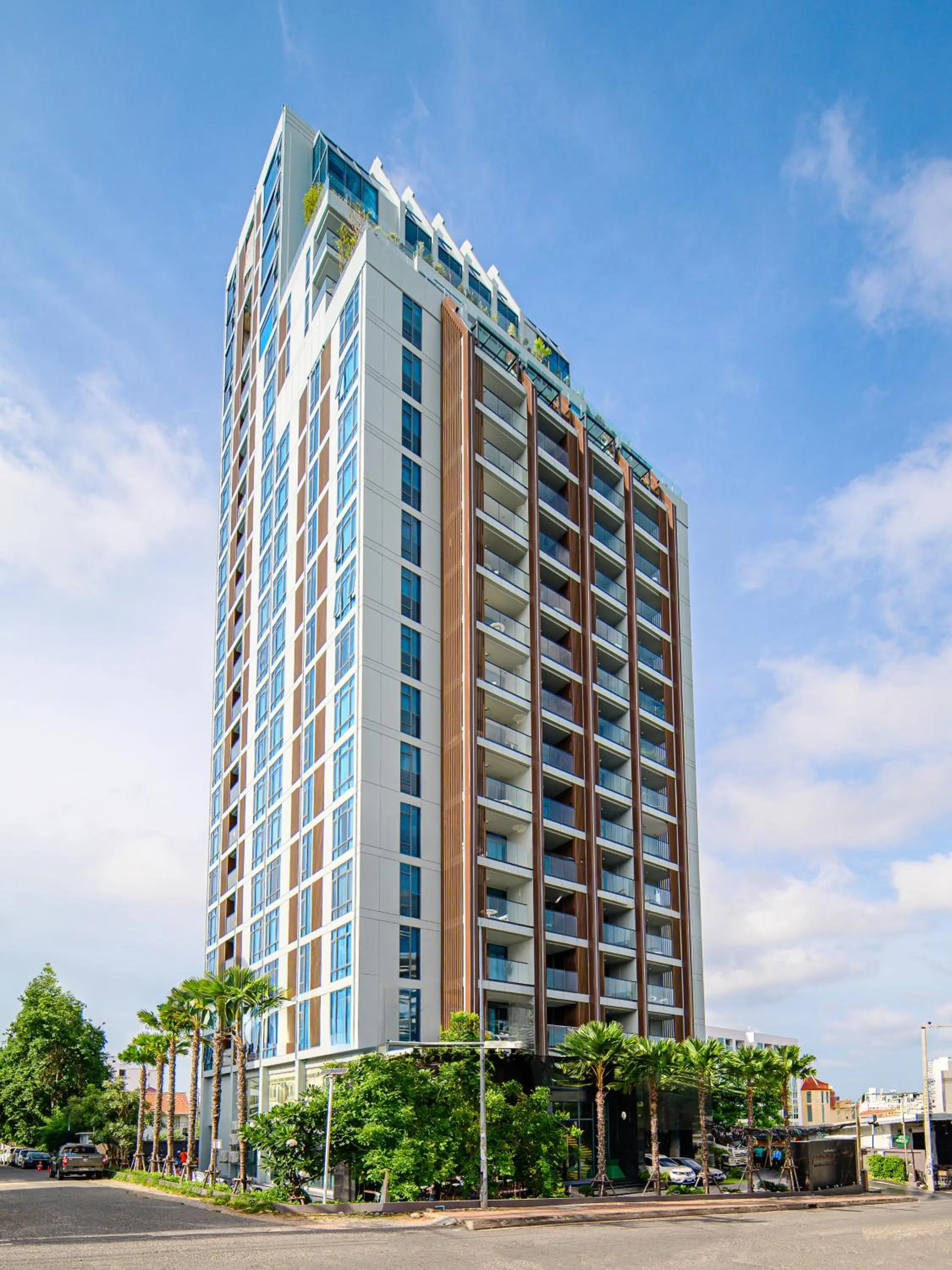 Property building in Beverly Mountain Bay, Trademark Collection by Wyndham