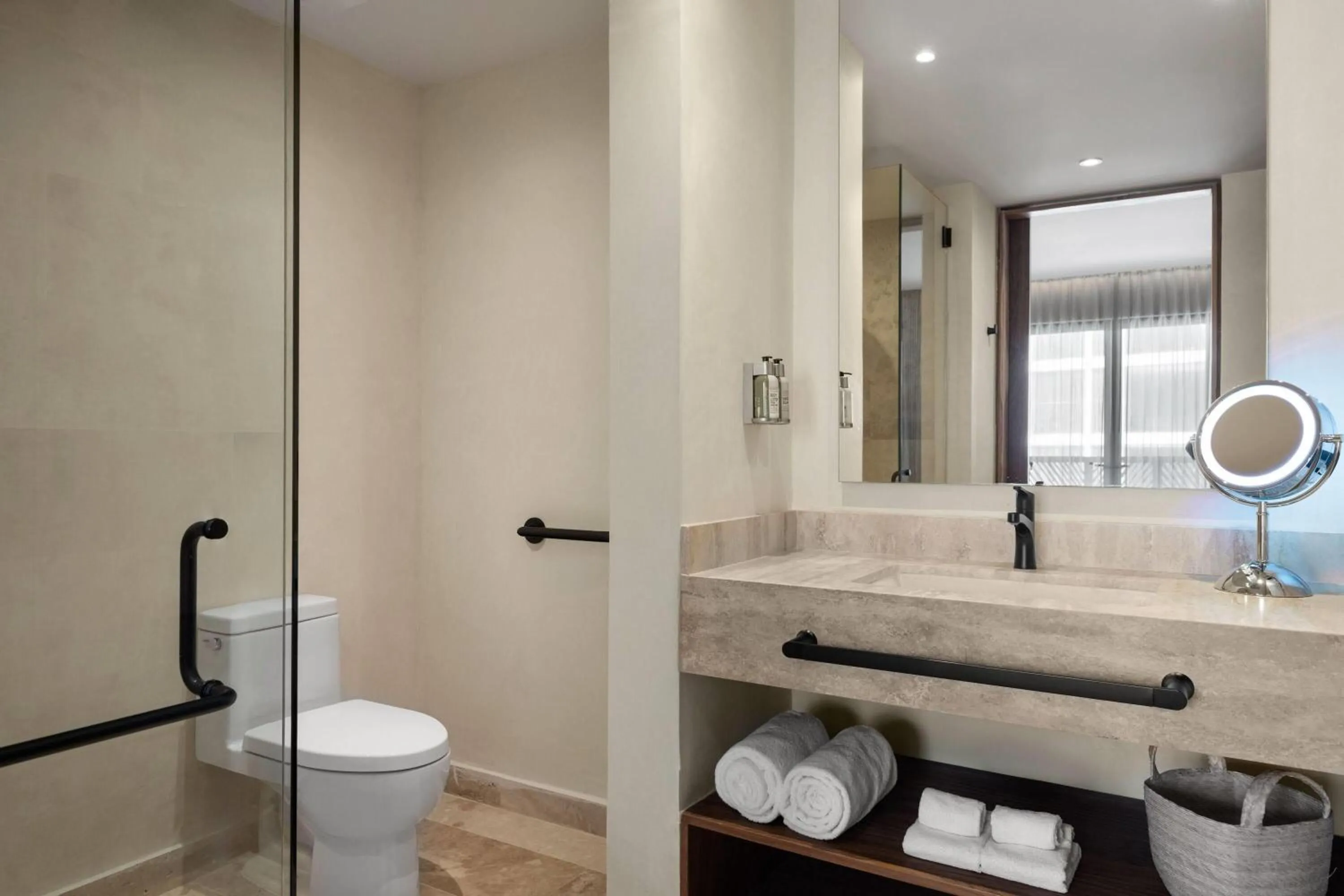 Shower in Wyndham Tulum