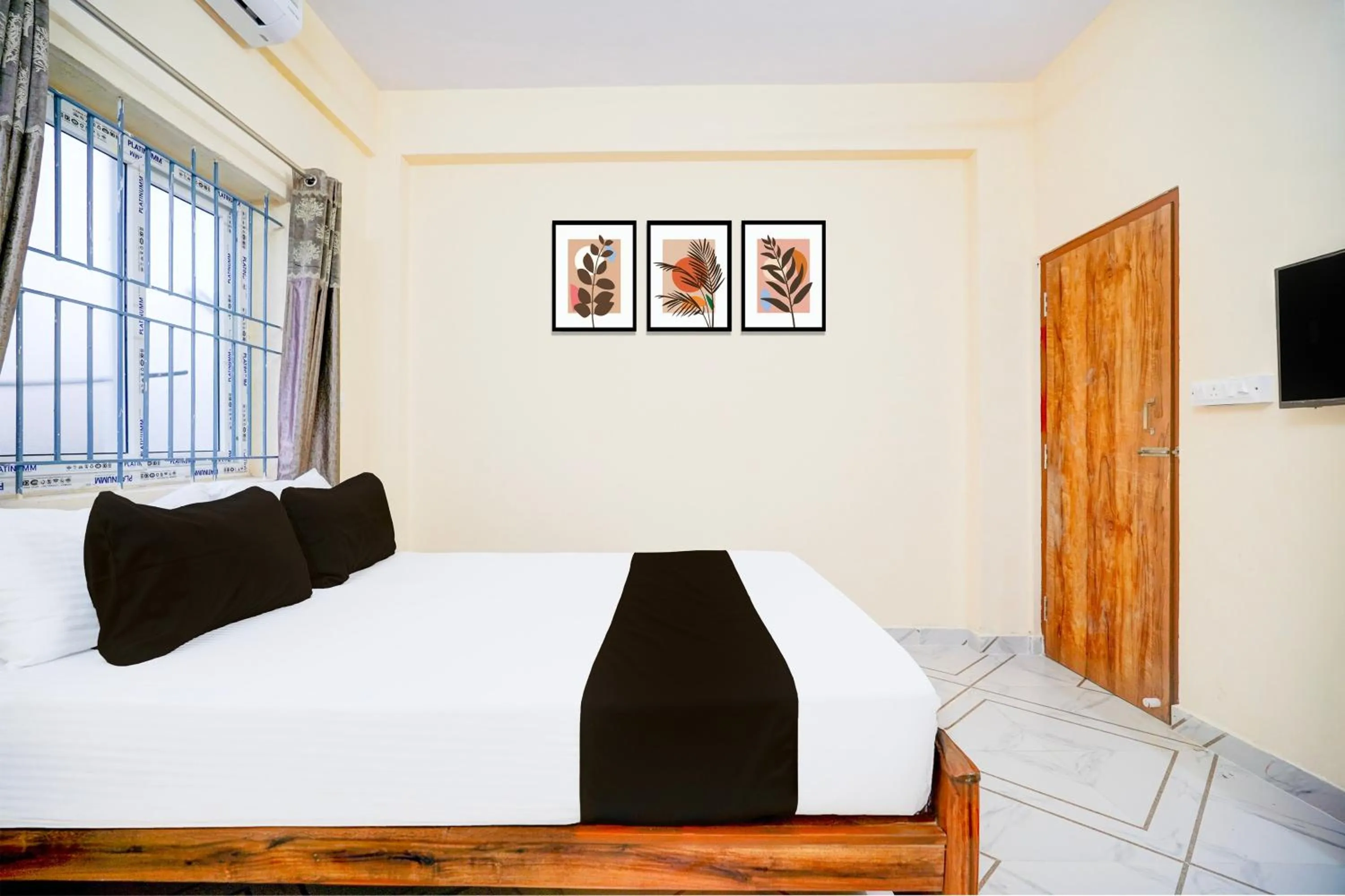 Hotel O Easynest Bharathi city