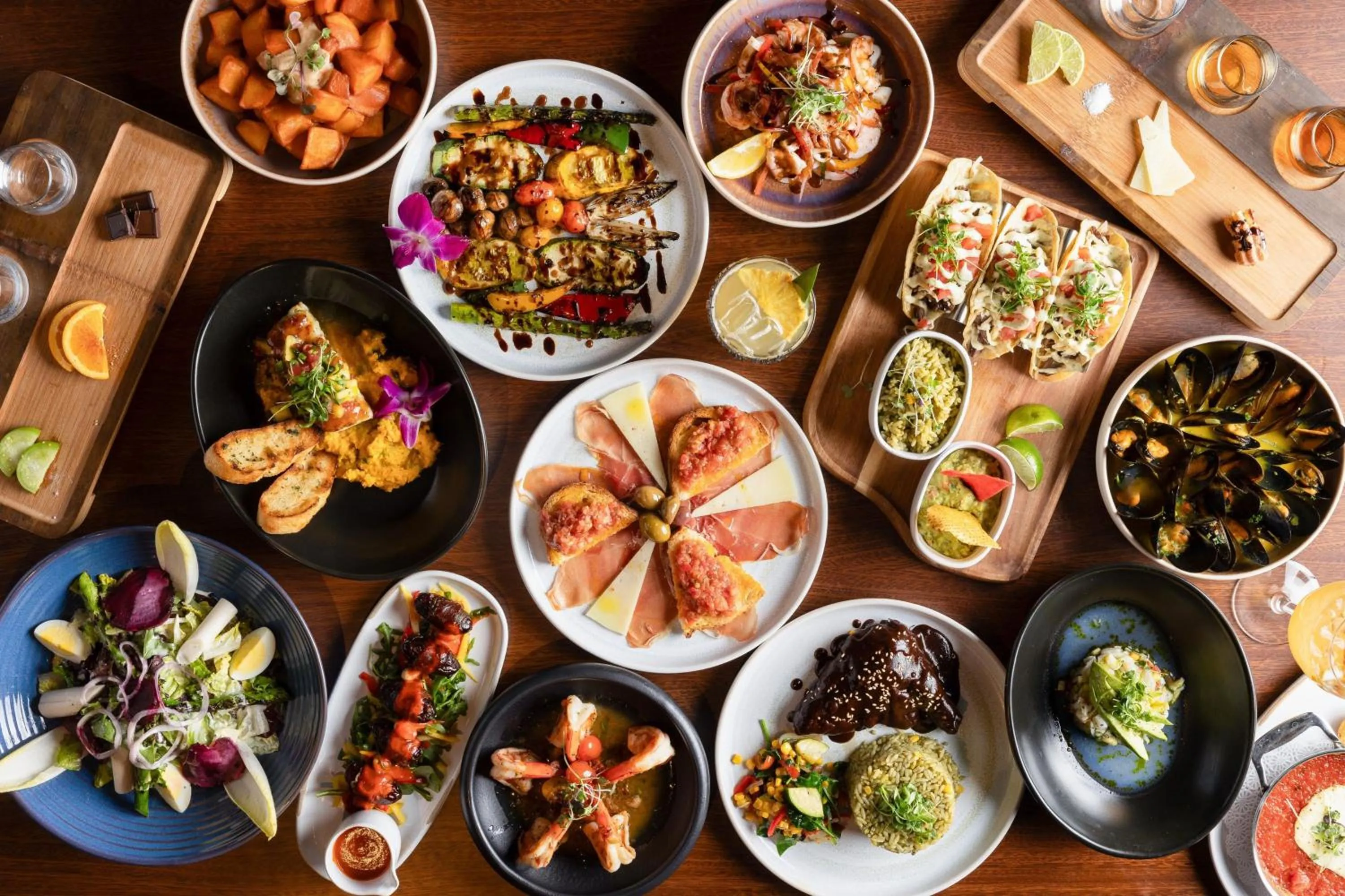 Restaurant/places to eat in The Drake Oak Brook, Autograph Collection