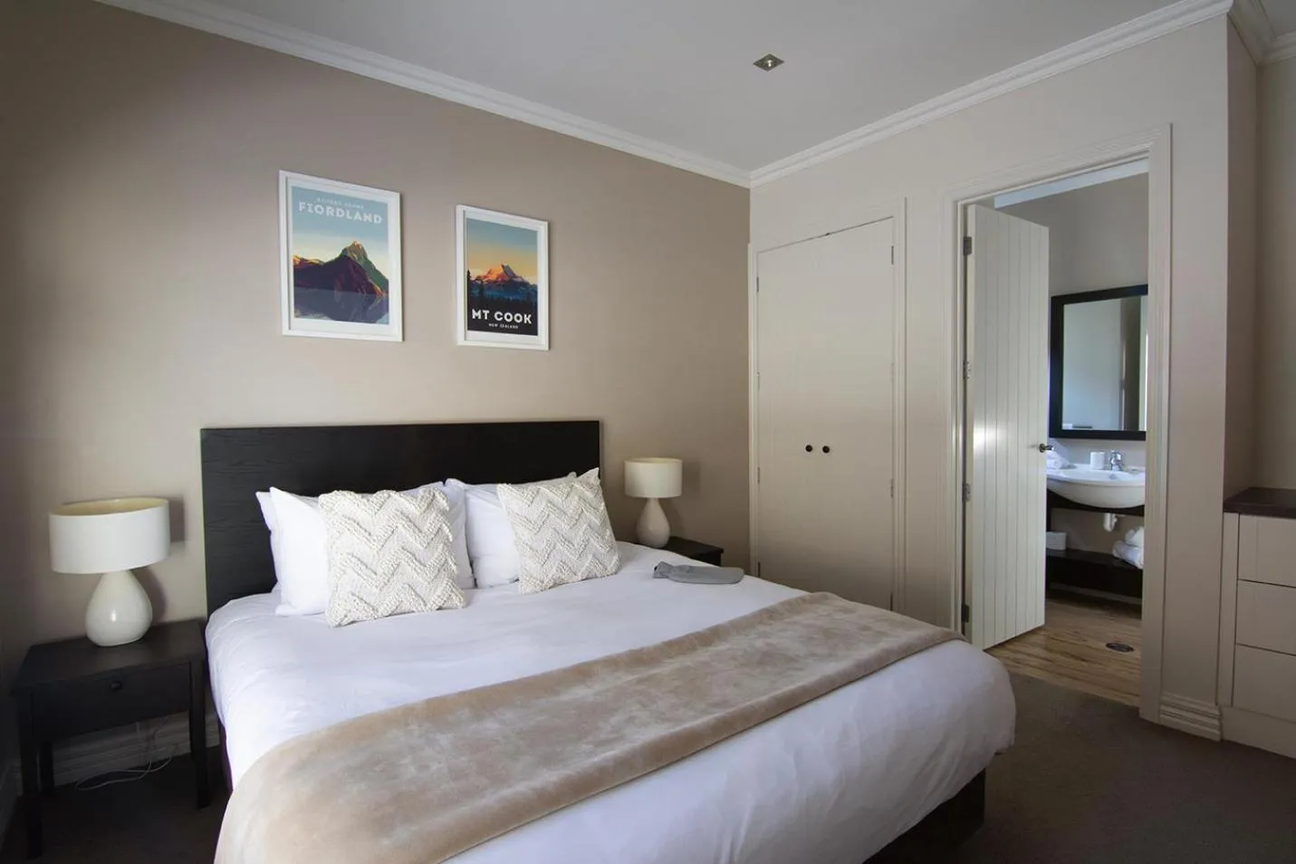 Bed in Cardrona Hotel