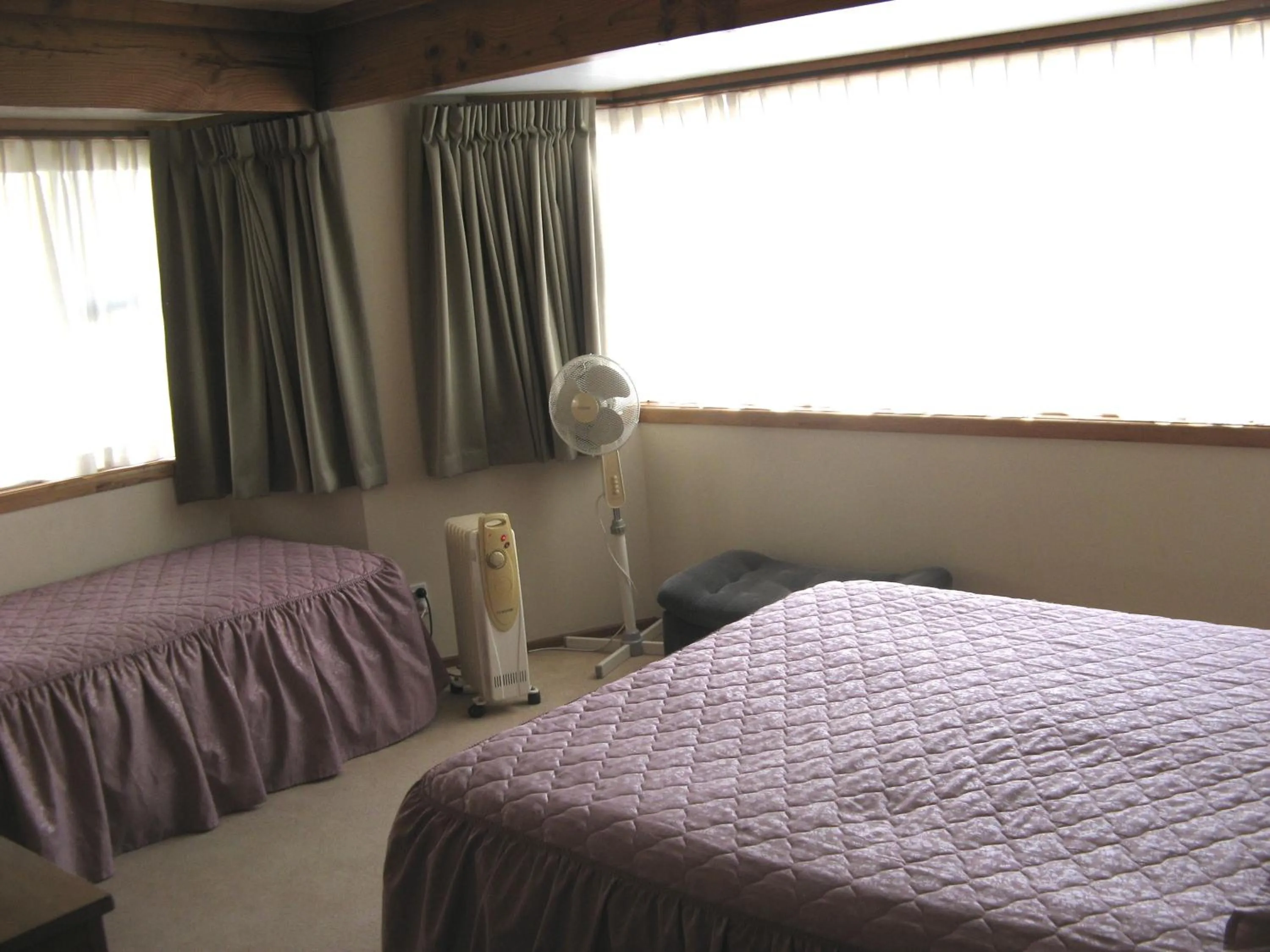 Bedroom, Bed in Tongariro River Motel