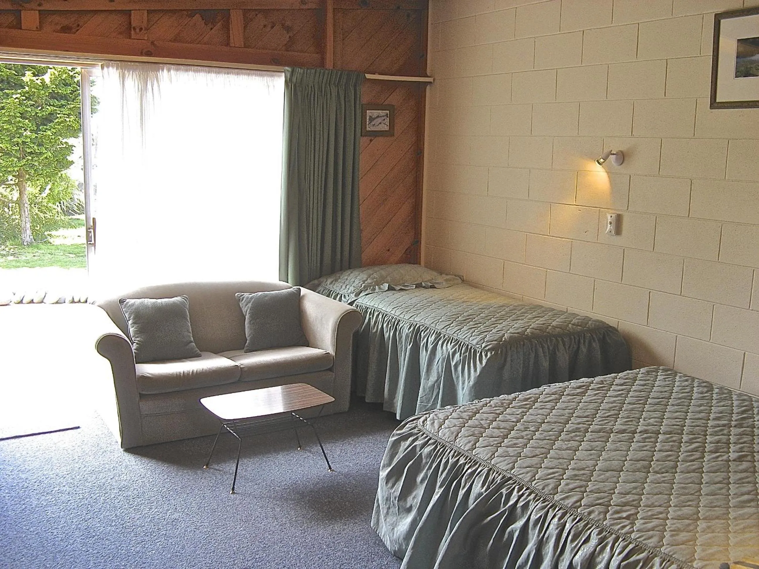 View (from property/room), Bed in Tongariro River Motel