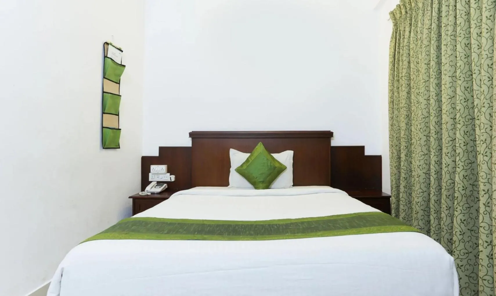 Standard Double Room with Fan in Hotel Centre Point