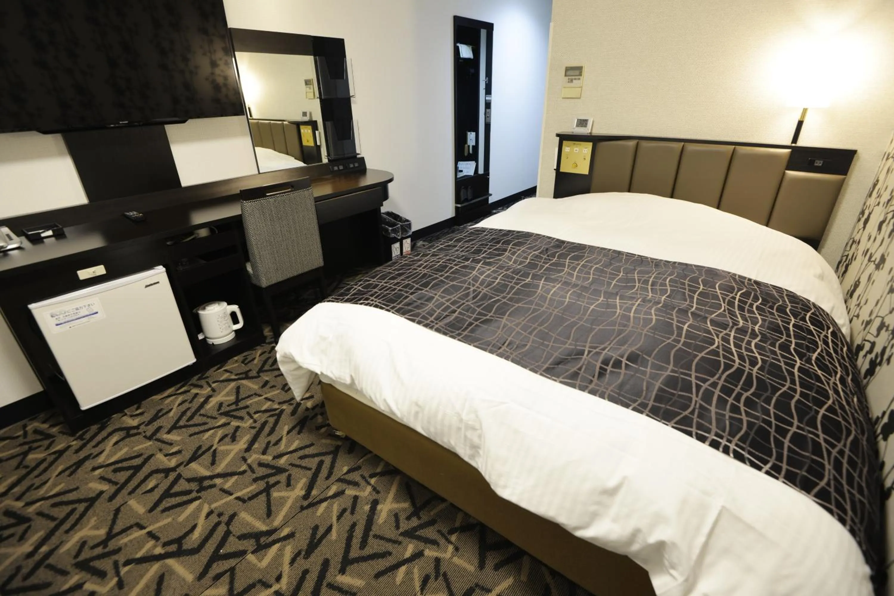 Bed in APA Hotel Mie Kameyama