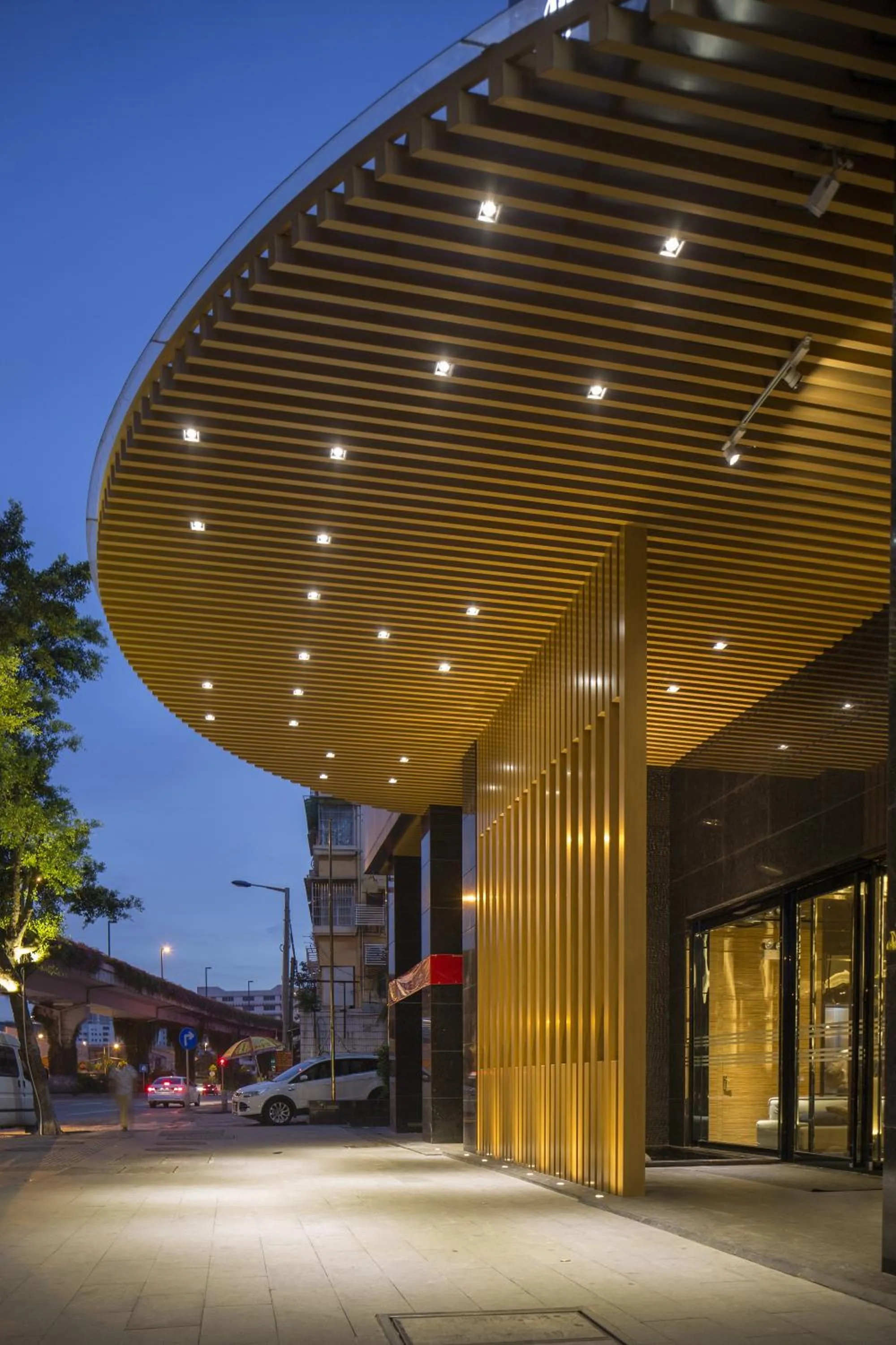 Facade/entrance in Paco Hotel Tianpingjia Metro Guangzhou