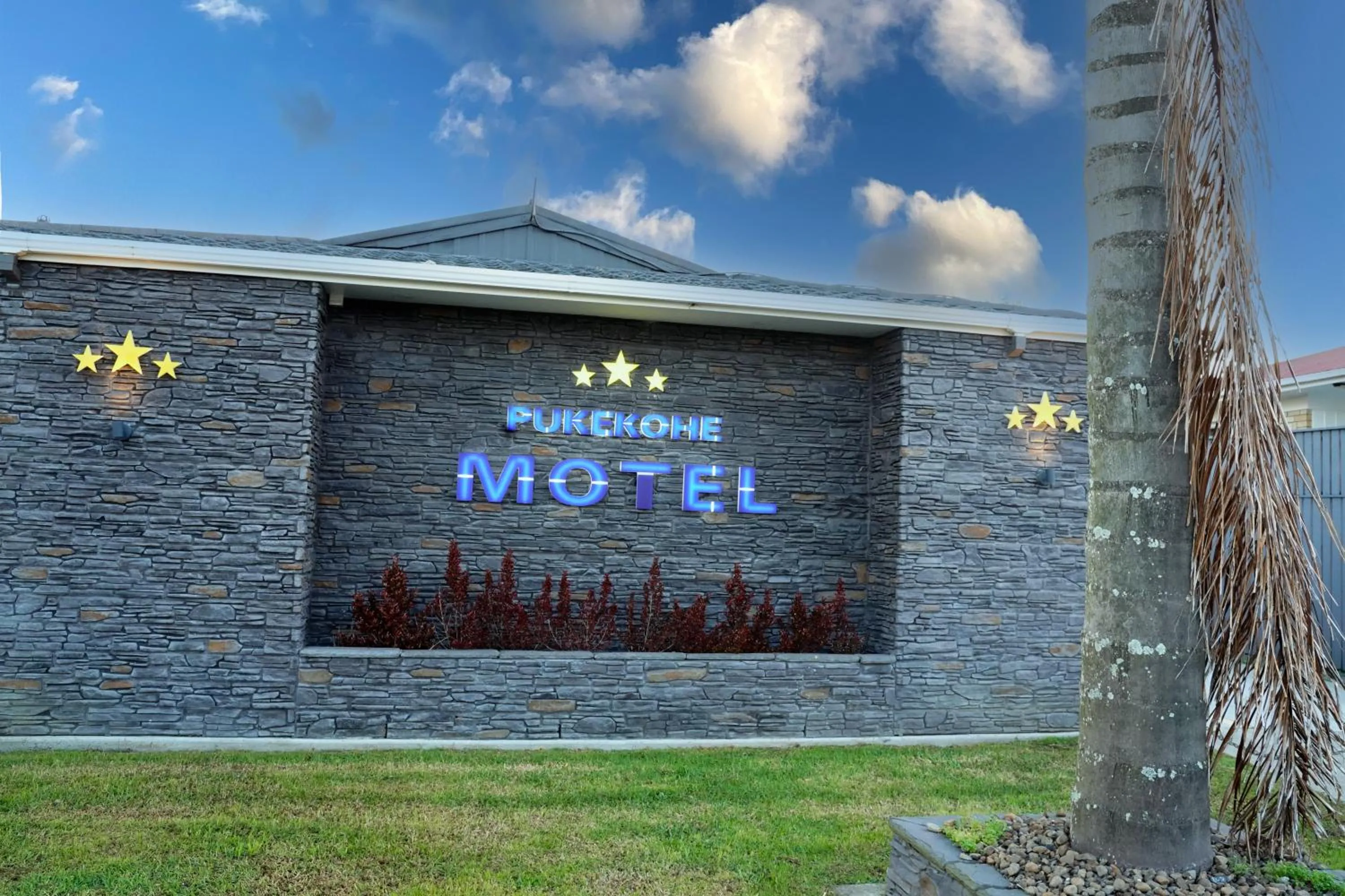 Property building in Pukekohe Motel