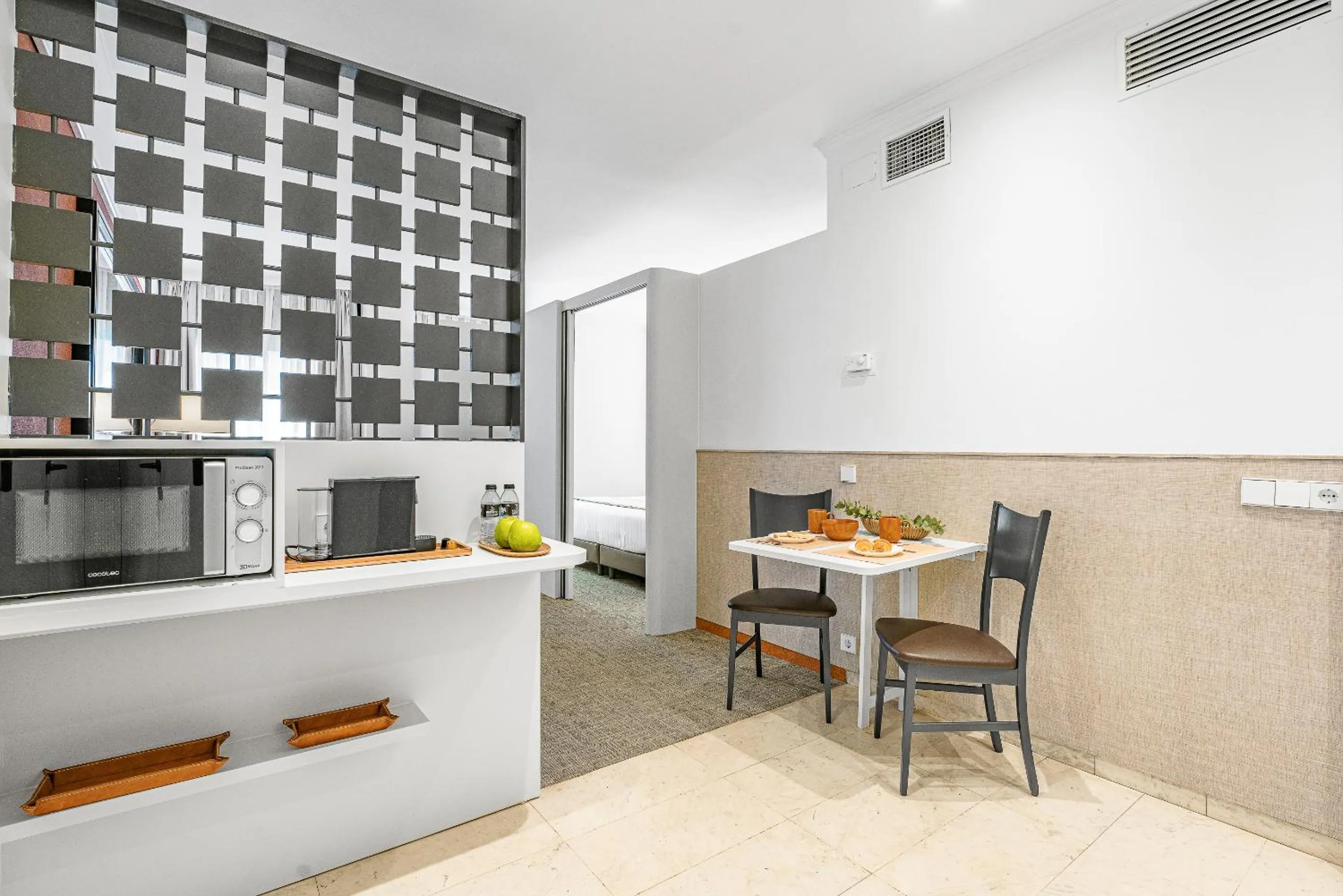 Kitchen or kitchenette in Acacia Suite