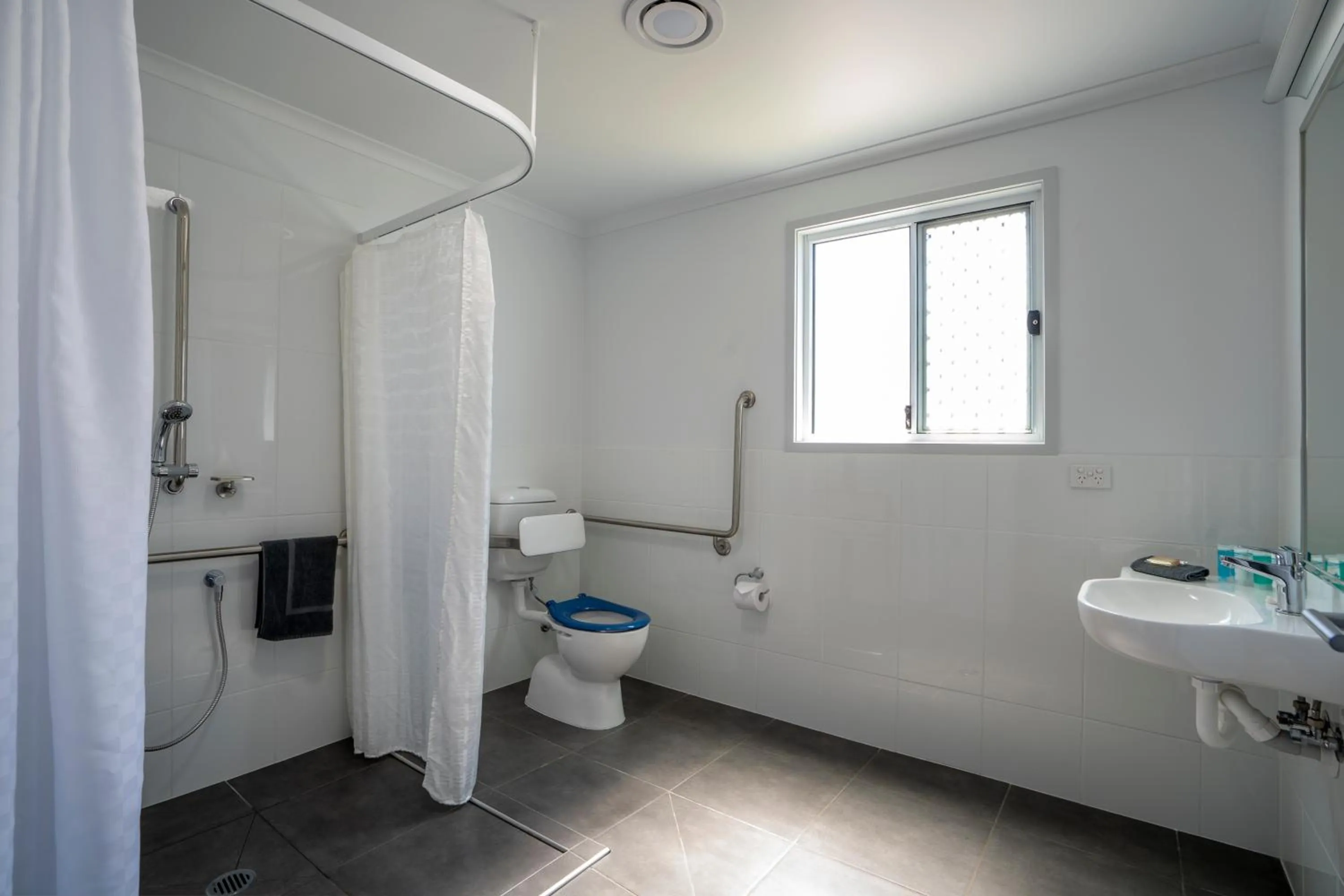 Surf Beach Holiday Park