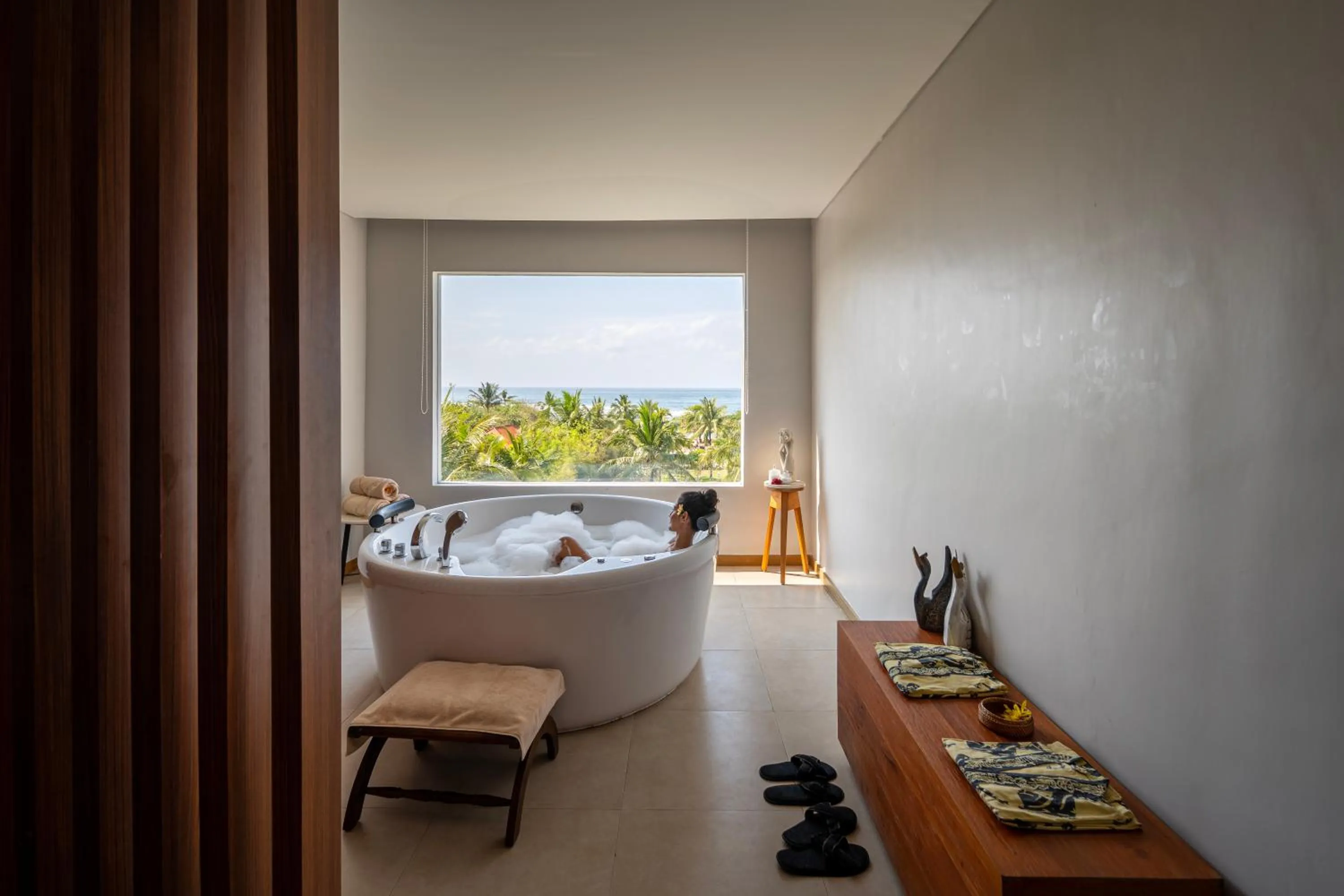 Bath in MERUSAKA Nusa Dua