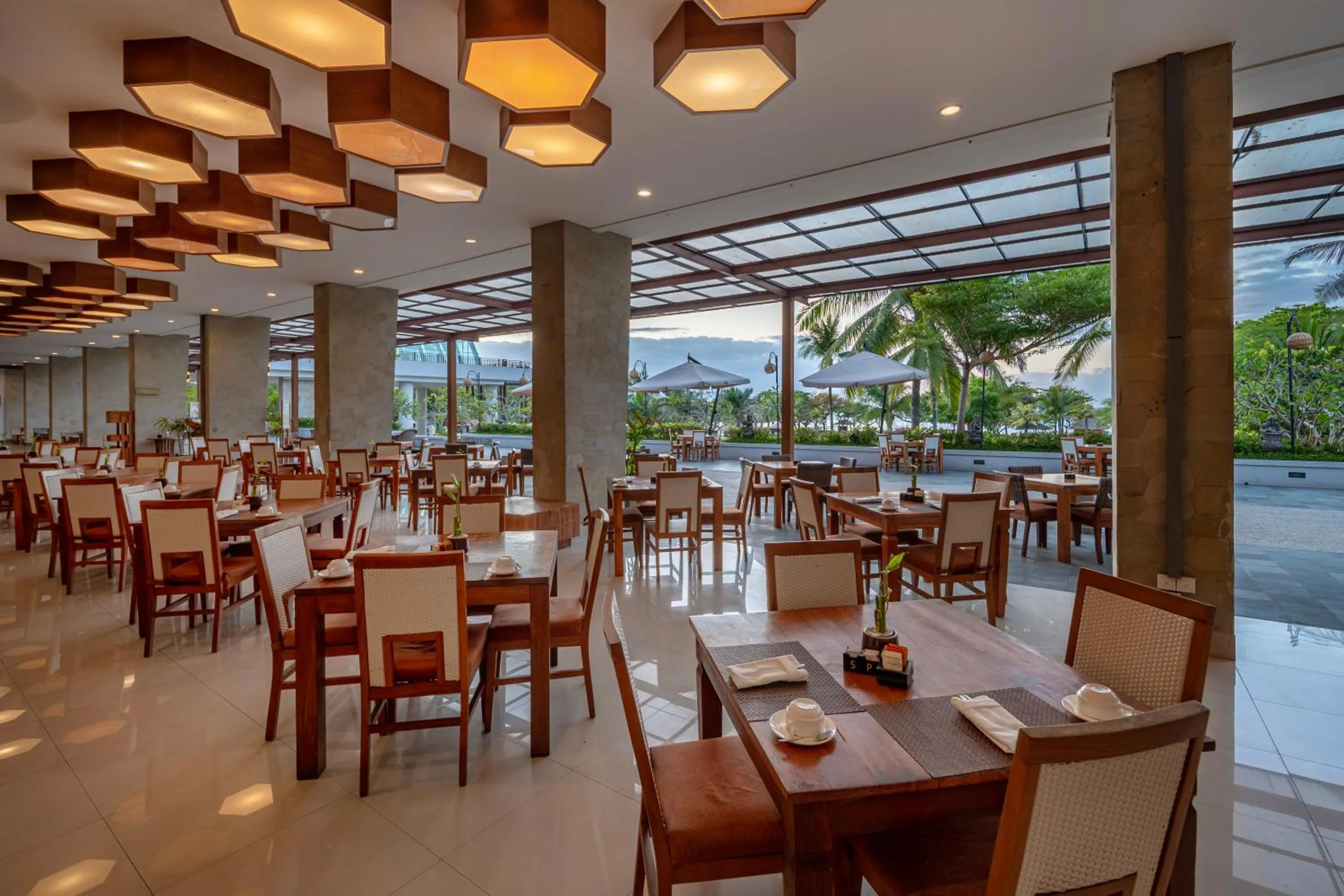 Restaurant/places to eat in MERUSAKA Nusa Dua
