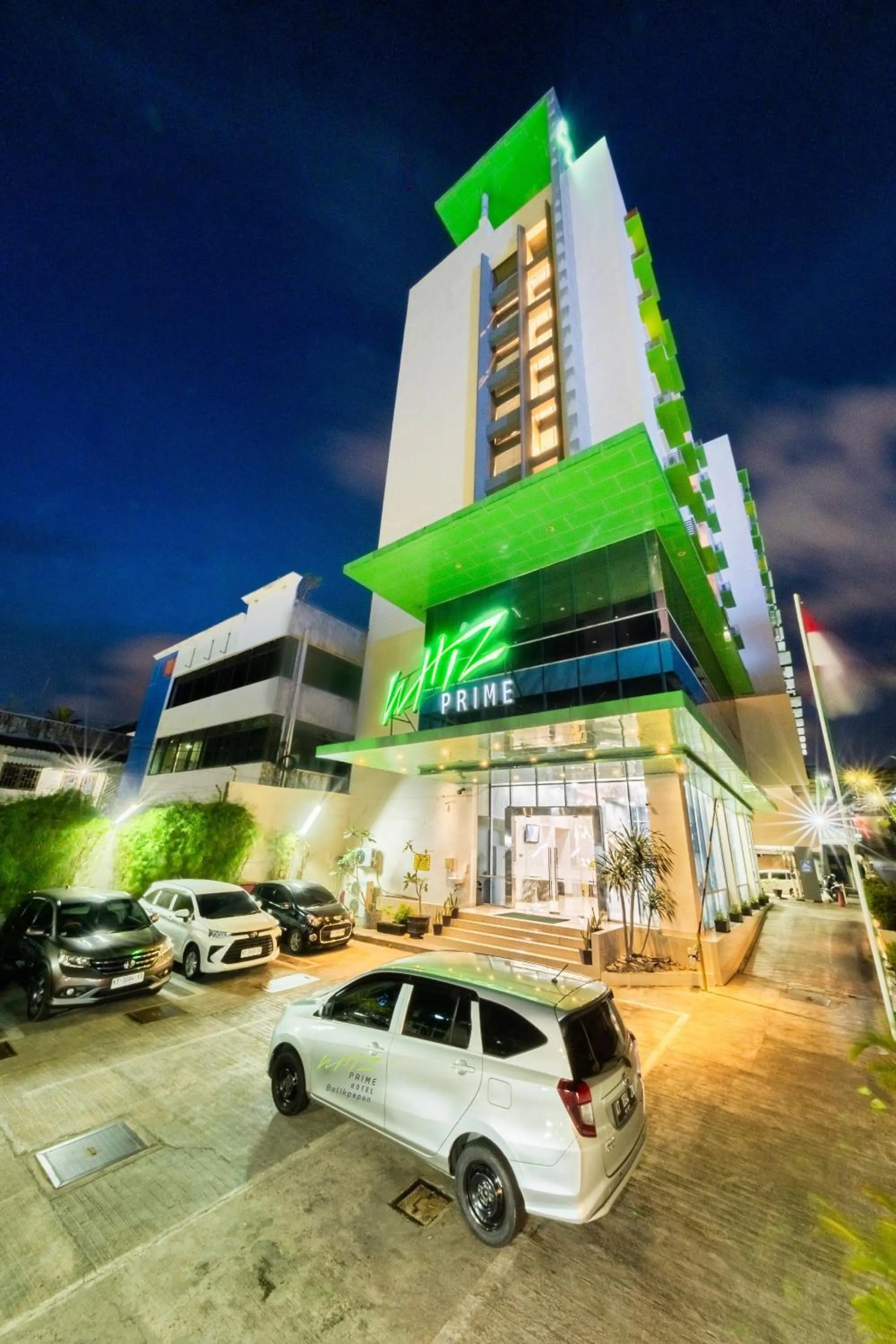 Parking in Whiz Prime Hotel Balikpapan