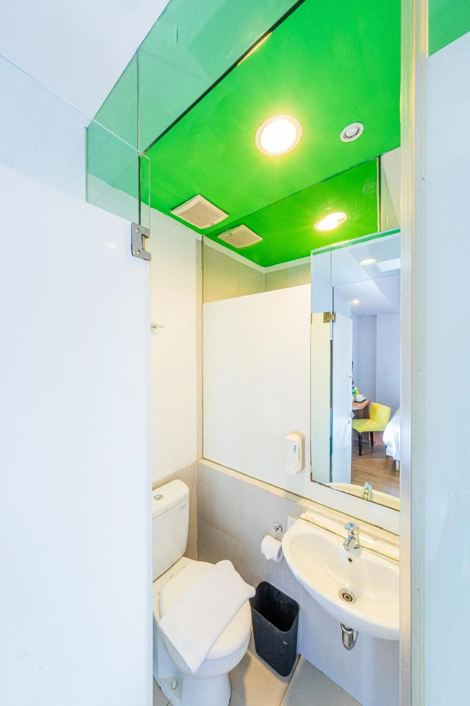 Bathroom in Whiz Prime Hotel Balikpapan