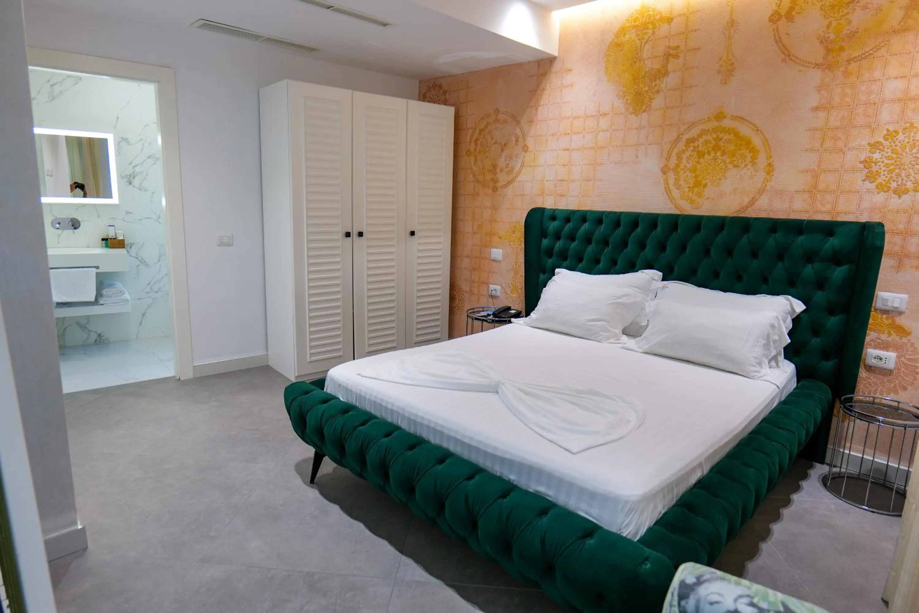 Bedroom, Bed in HH Boutique Hotel