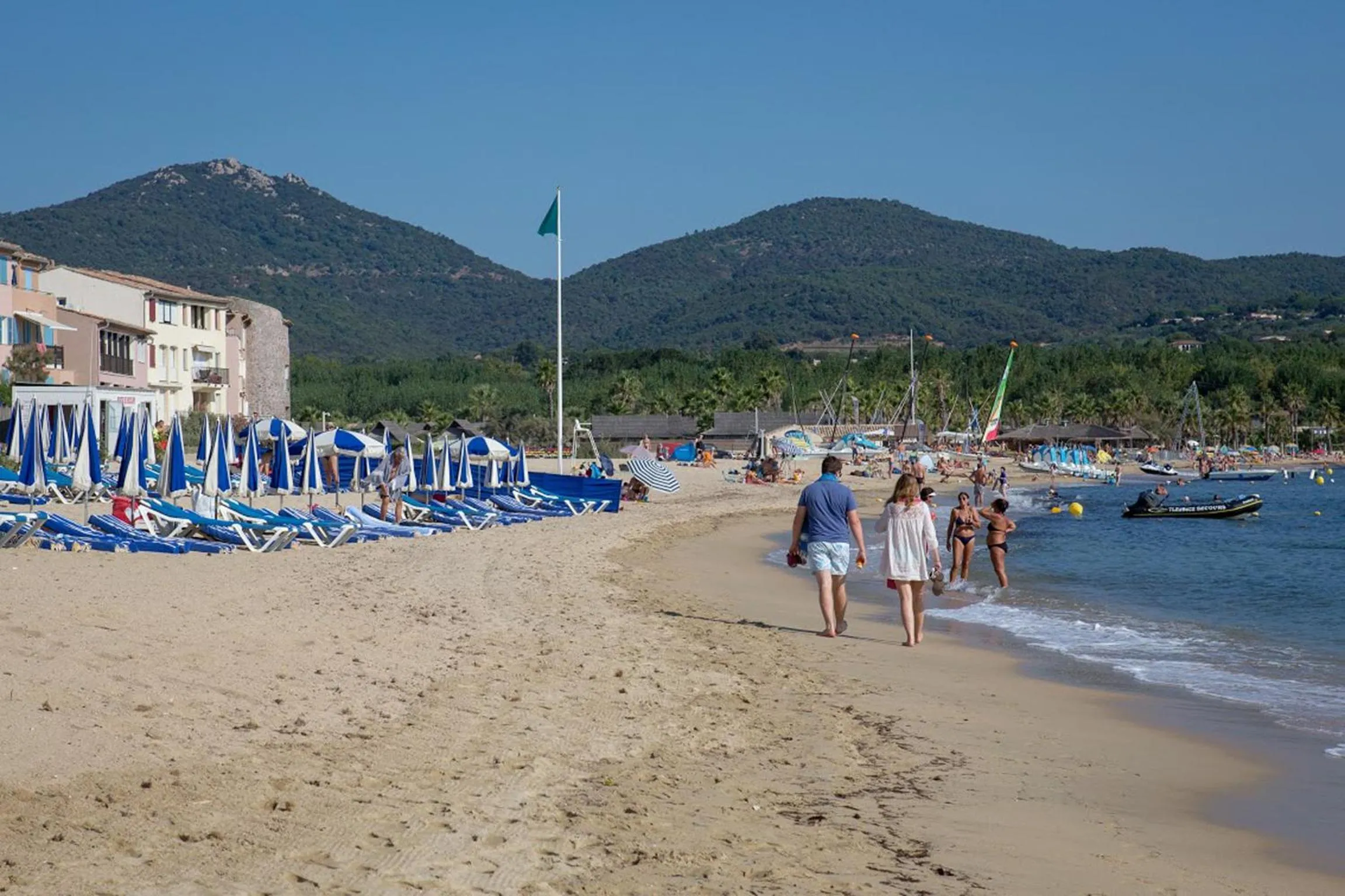 Beach in SOWELL RESIDENCES Les Perles du Golfe de Saint-Tropez