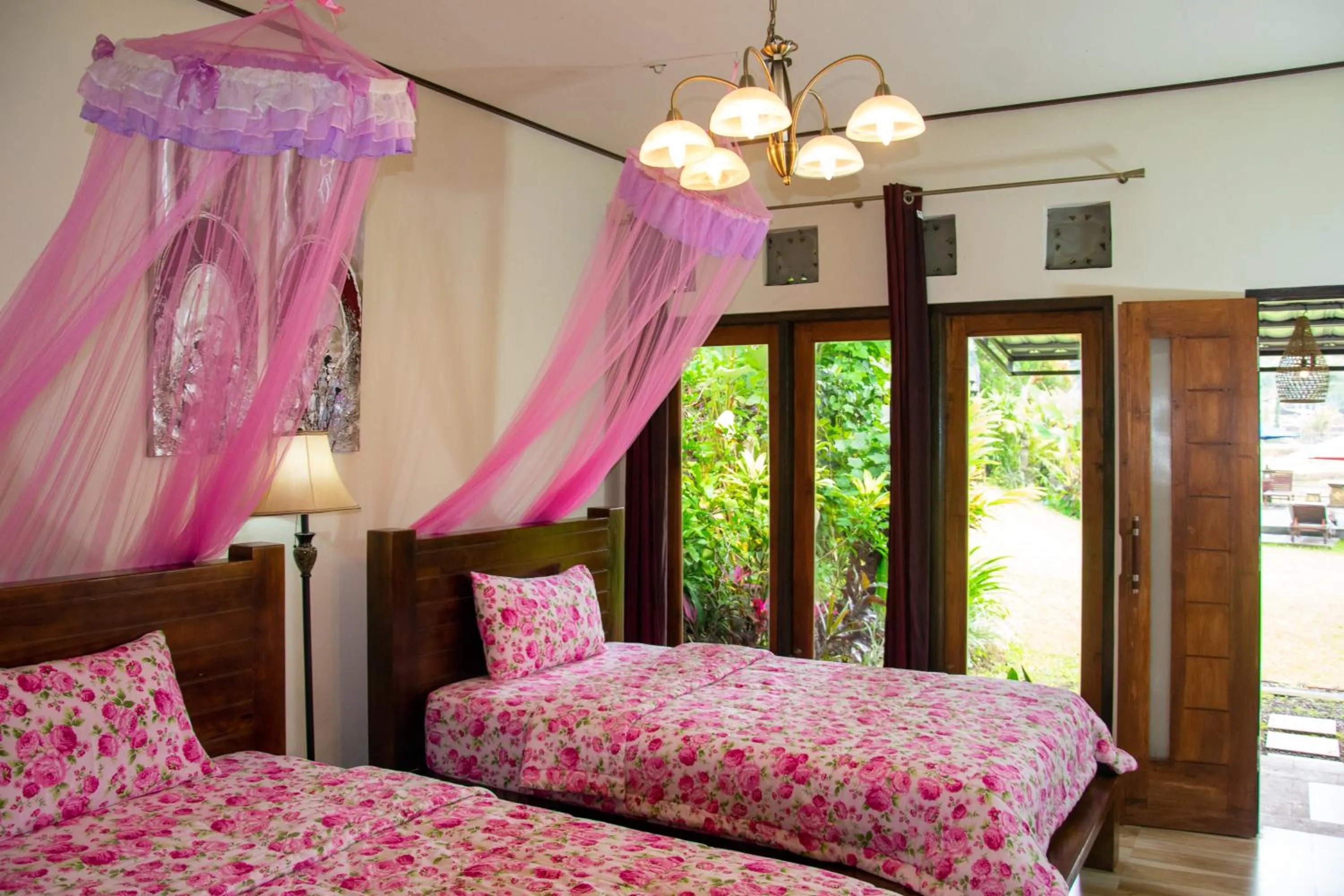 Bedroom, Bed in Amartya Puri Green Cottages