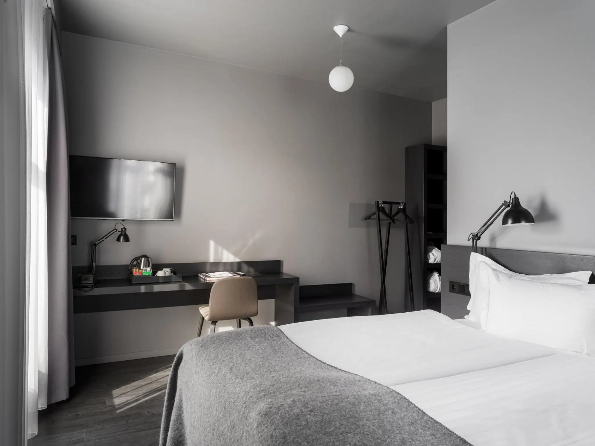 Bedroom, Bed in Skuggi Hotel by Keahotels