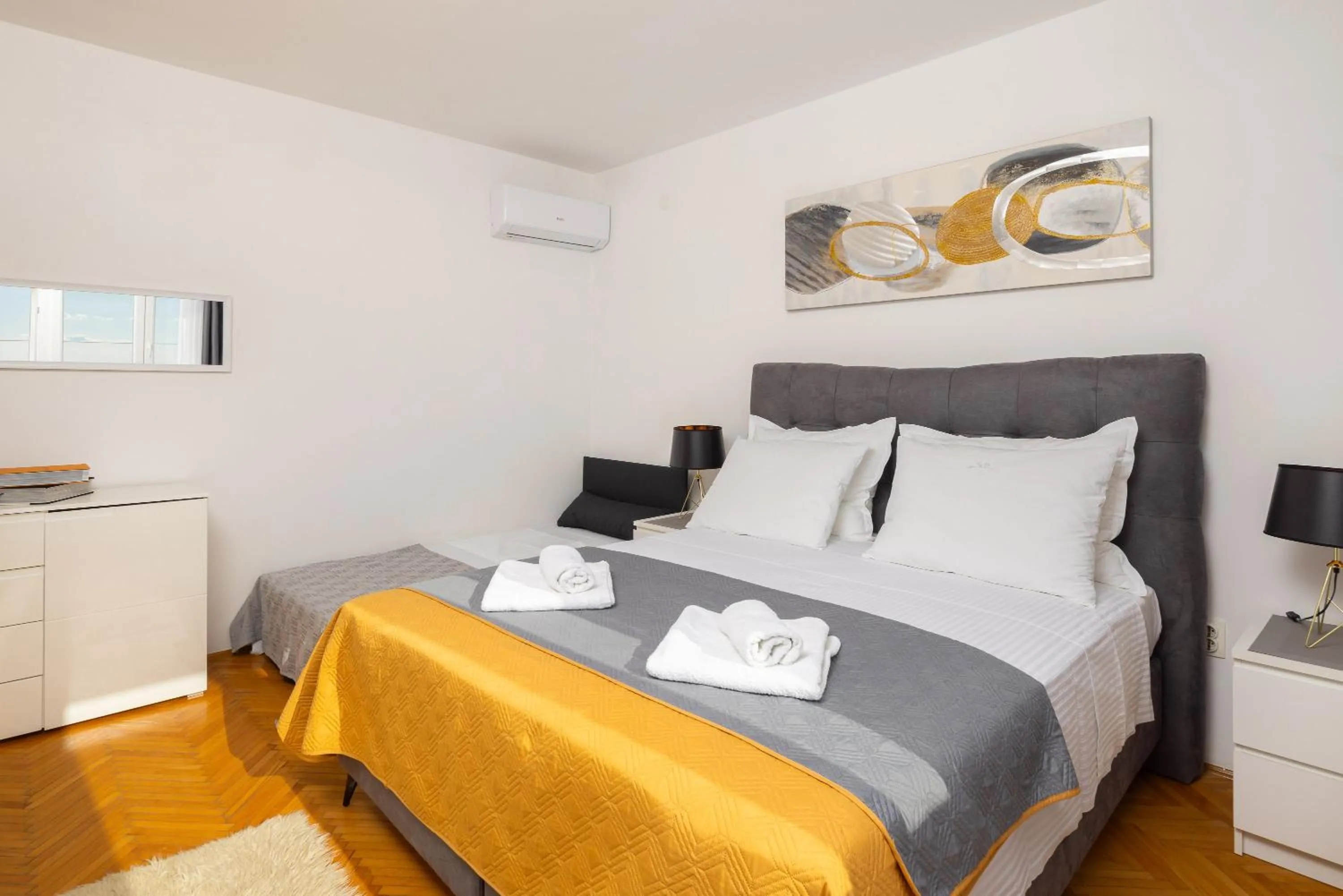 Bed in Seaside Apartment Blue