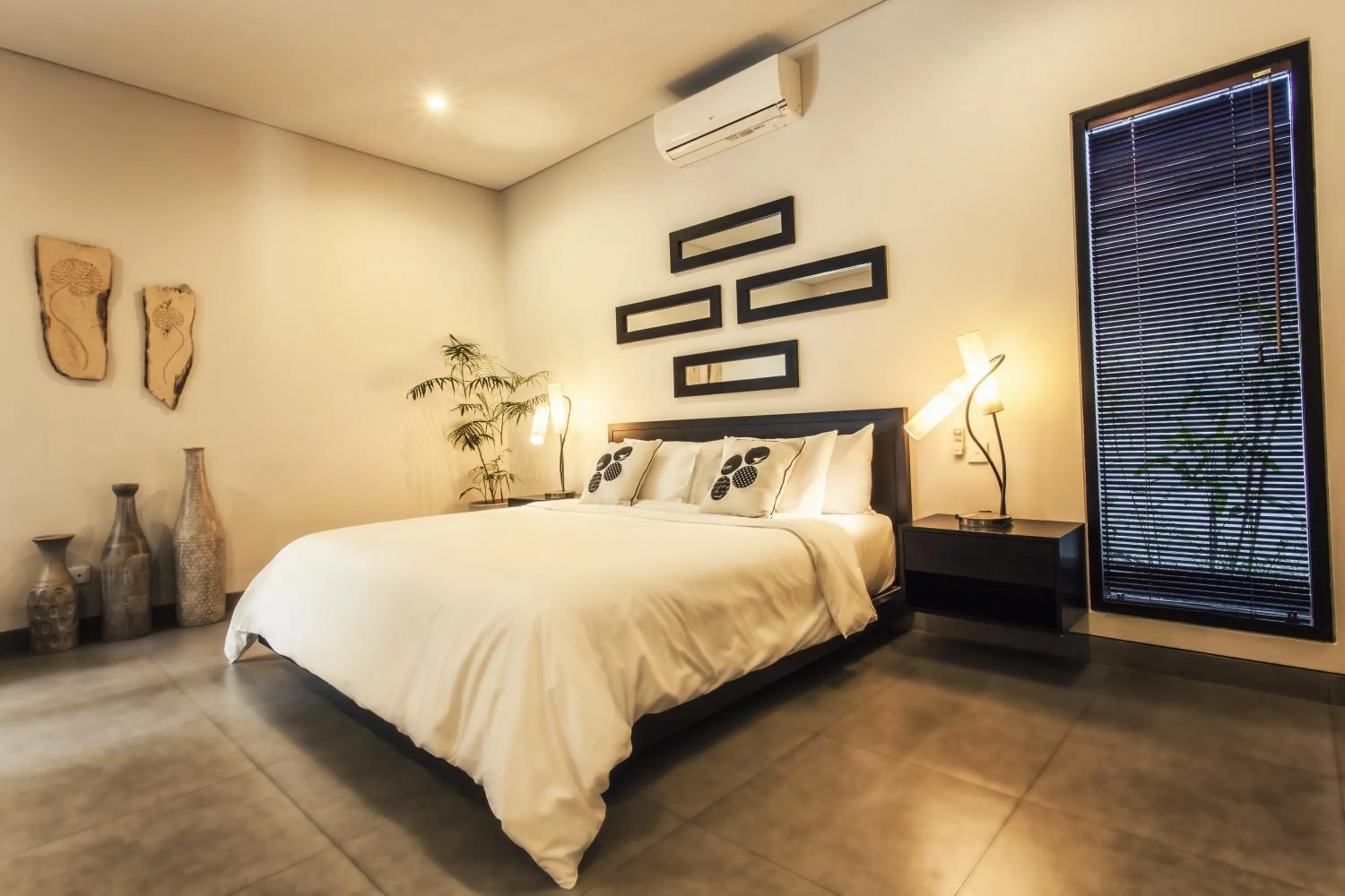 Facade/entrance in Villa Lamunan