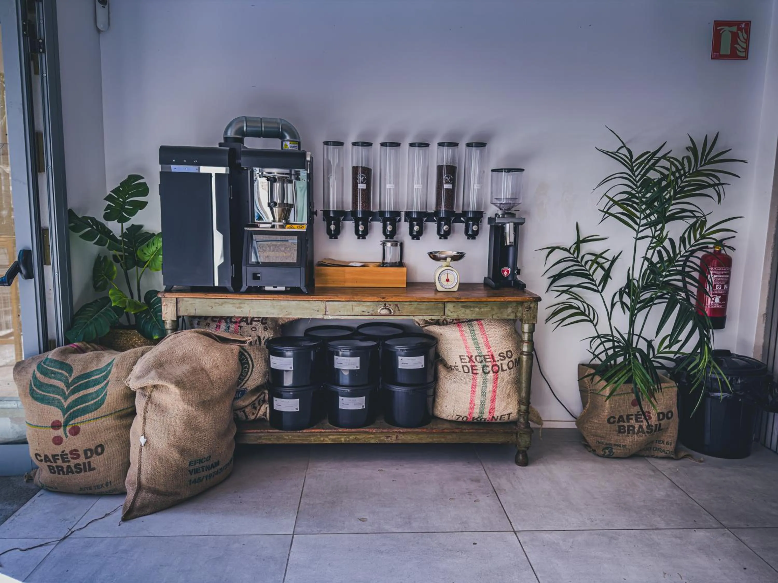 Lounge or bar in MYO Barcelona Hotel & Apartments