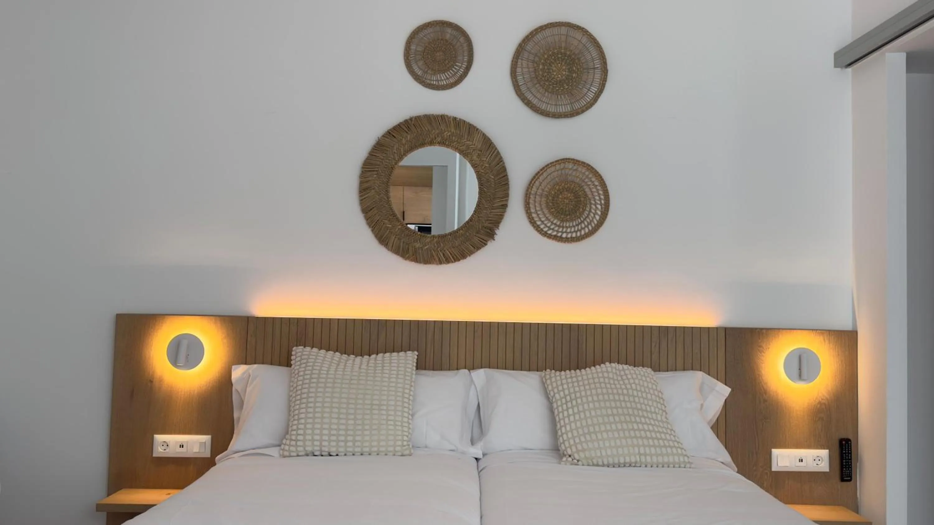 Bed in MYO Barcelona Hotel & Apartments