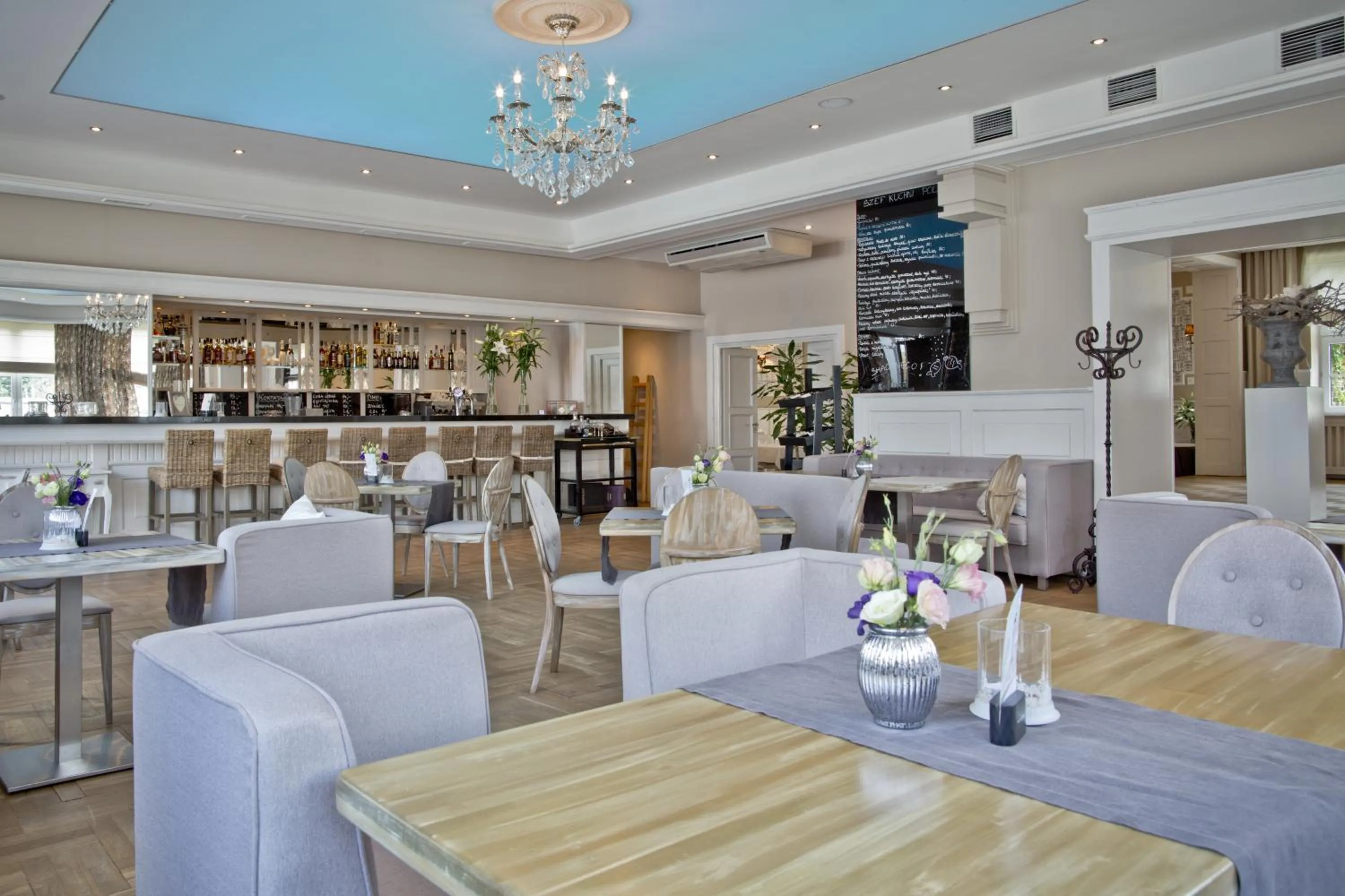Restaurant/places to eat in Hotel Wodnik