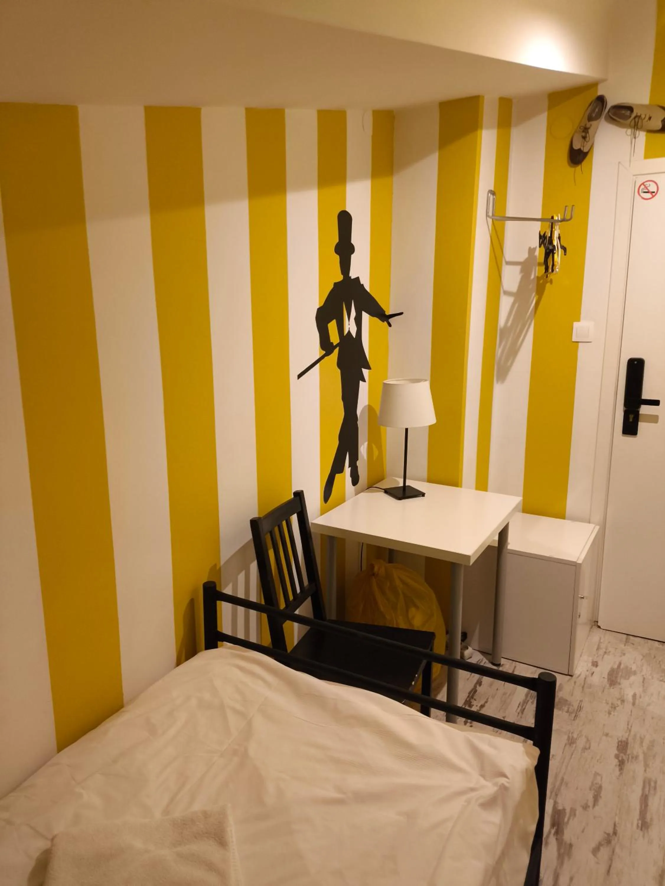 Bedroom, Bed in AB Hostel