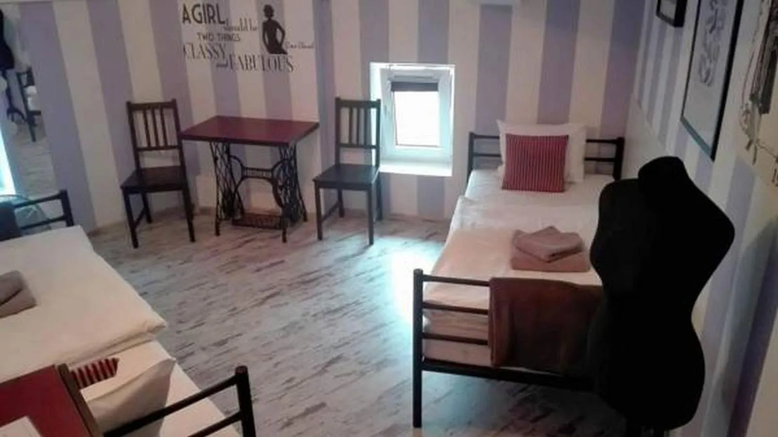 Bedroom, Bed in AB Hostel