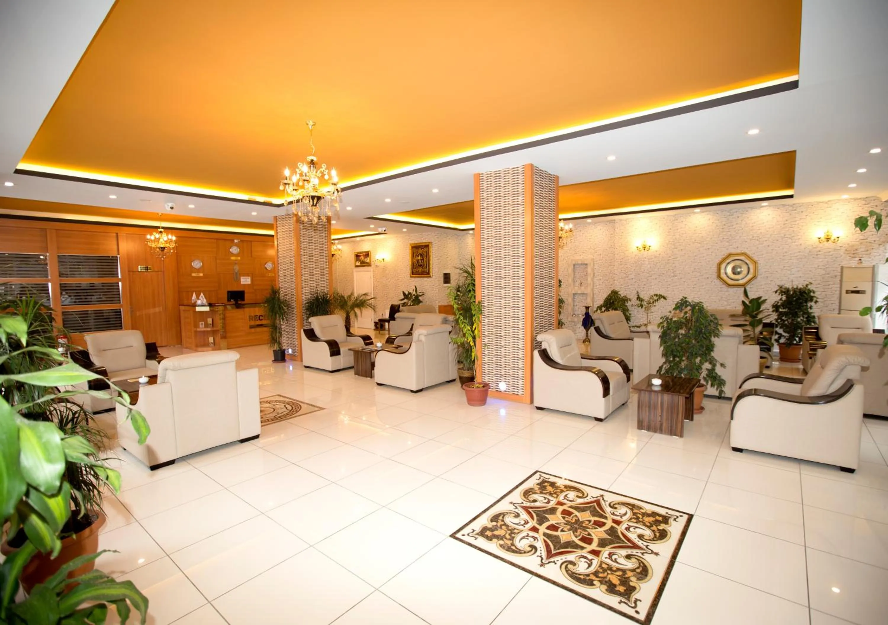 Facade/entrance in Resmina Hotel