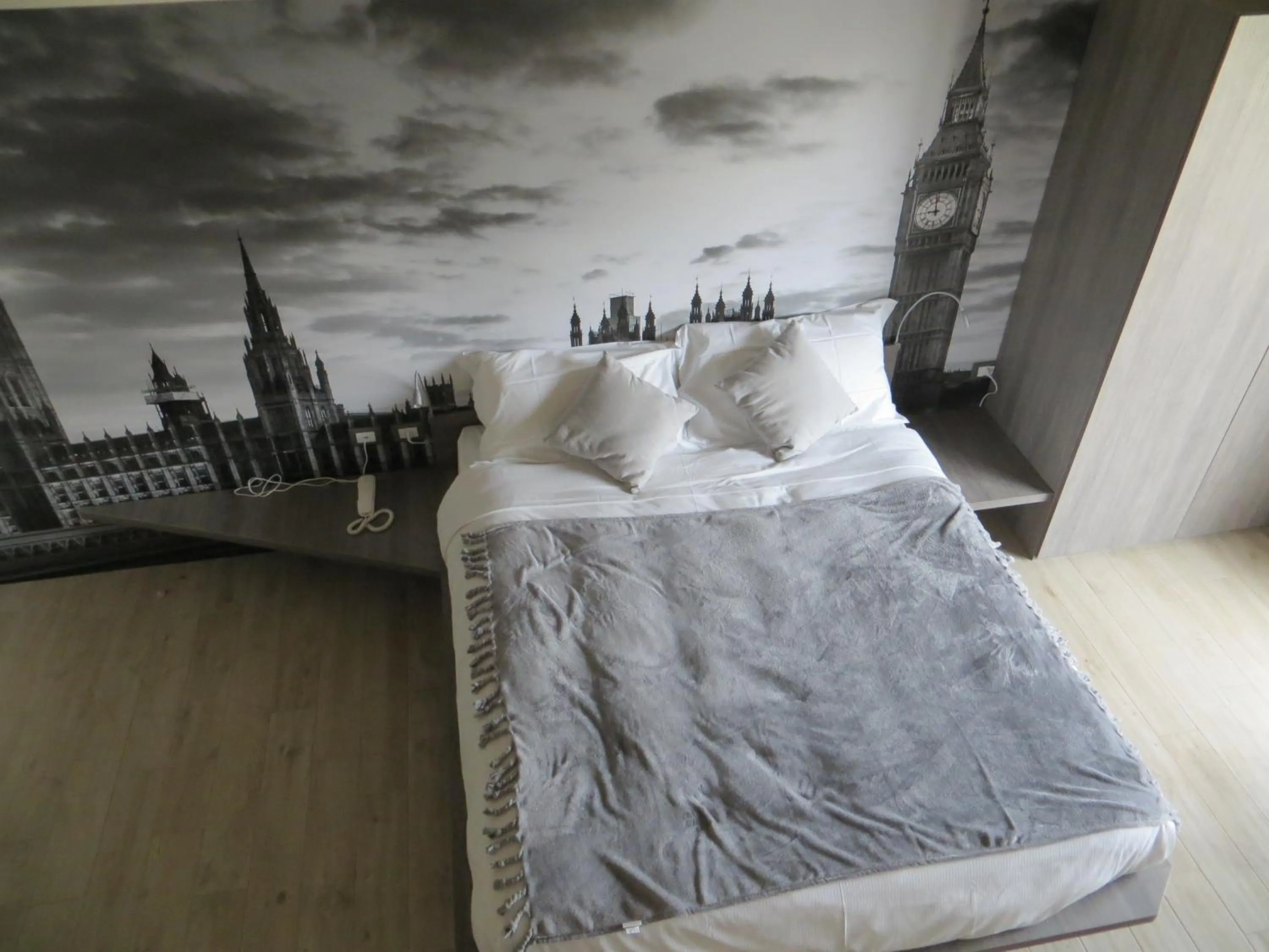 Bed in Hotel Seven Rooms