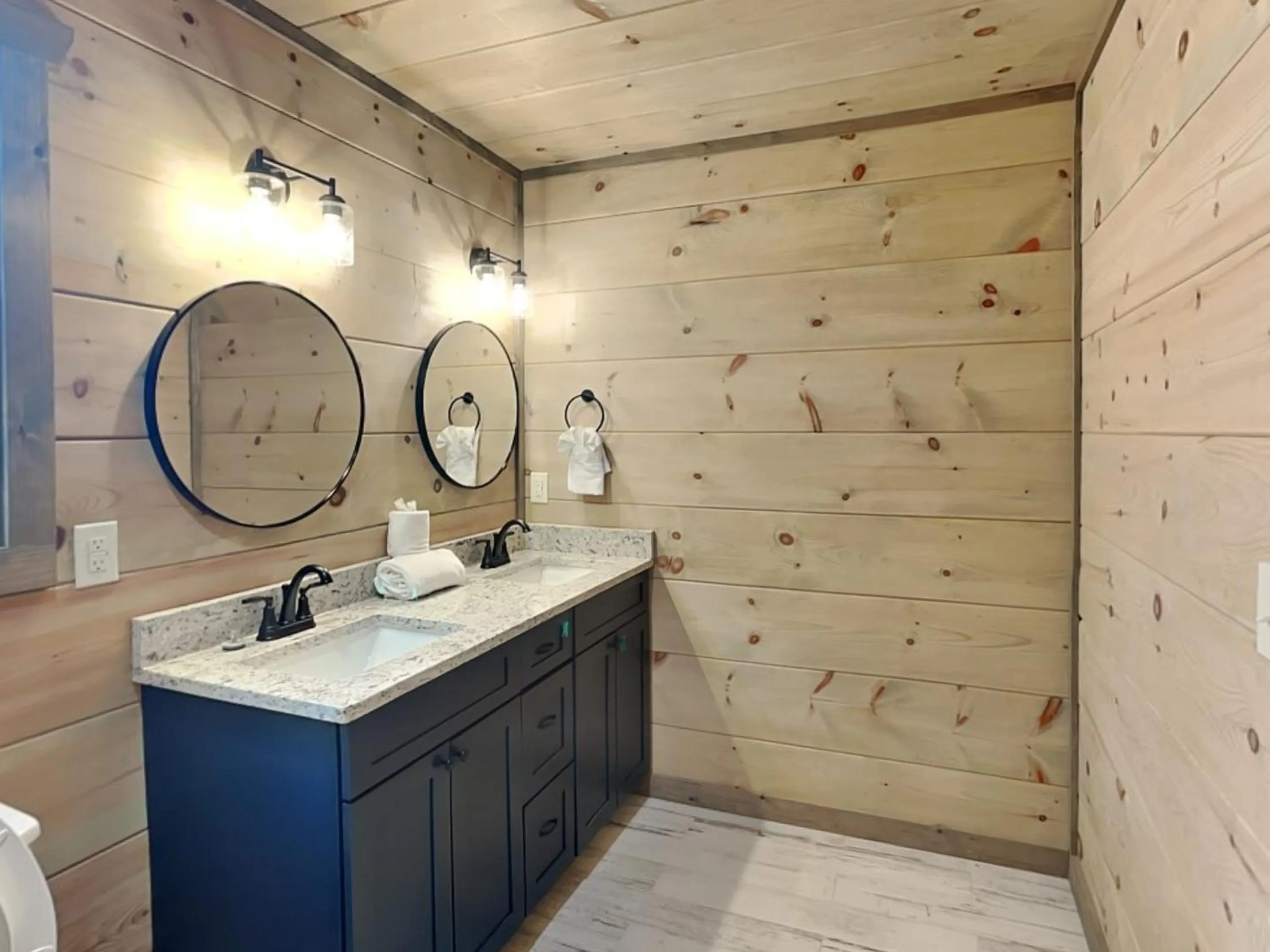Toilet in Breathless Views