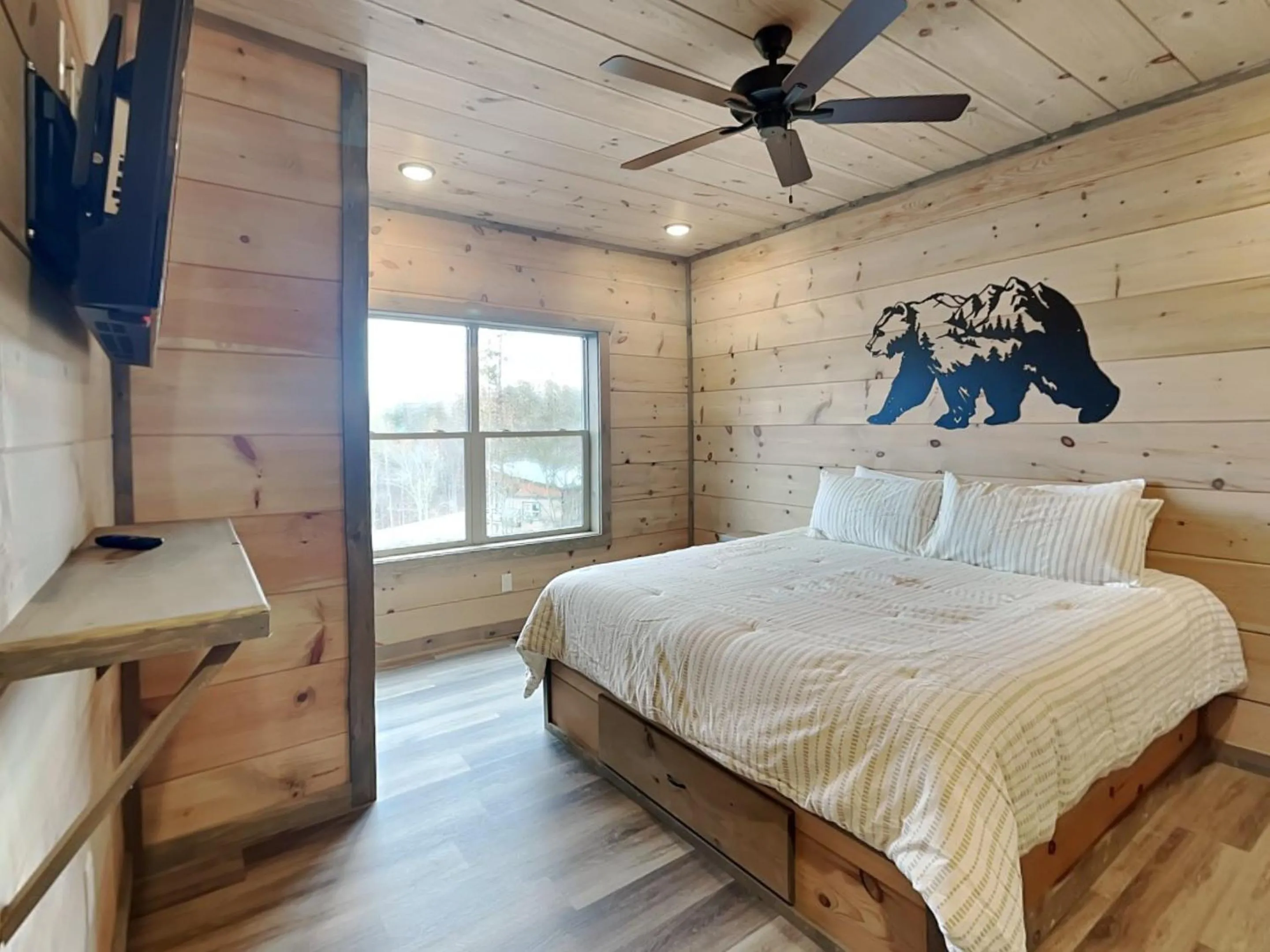 Bed in Breathless Views