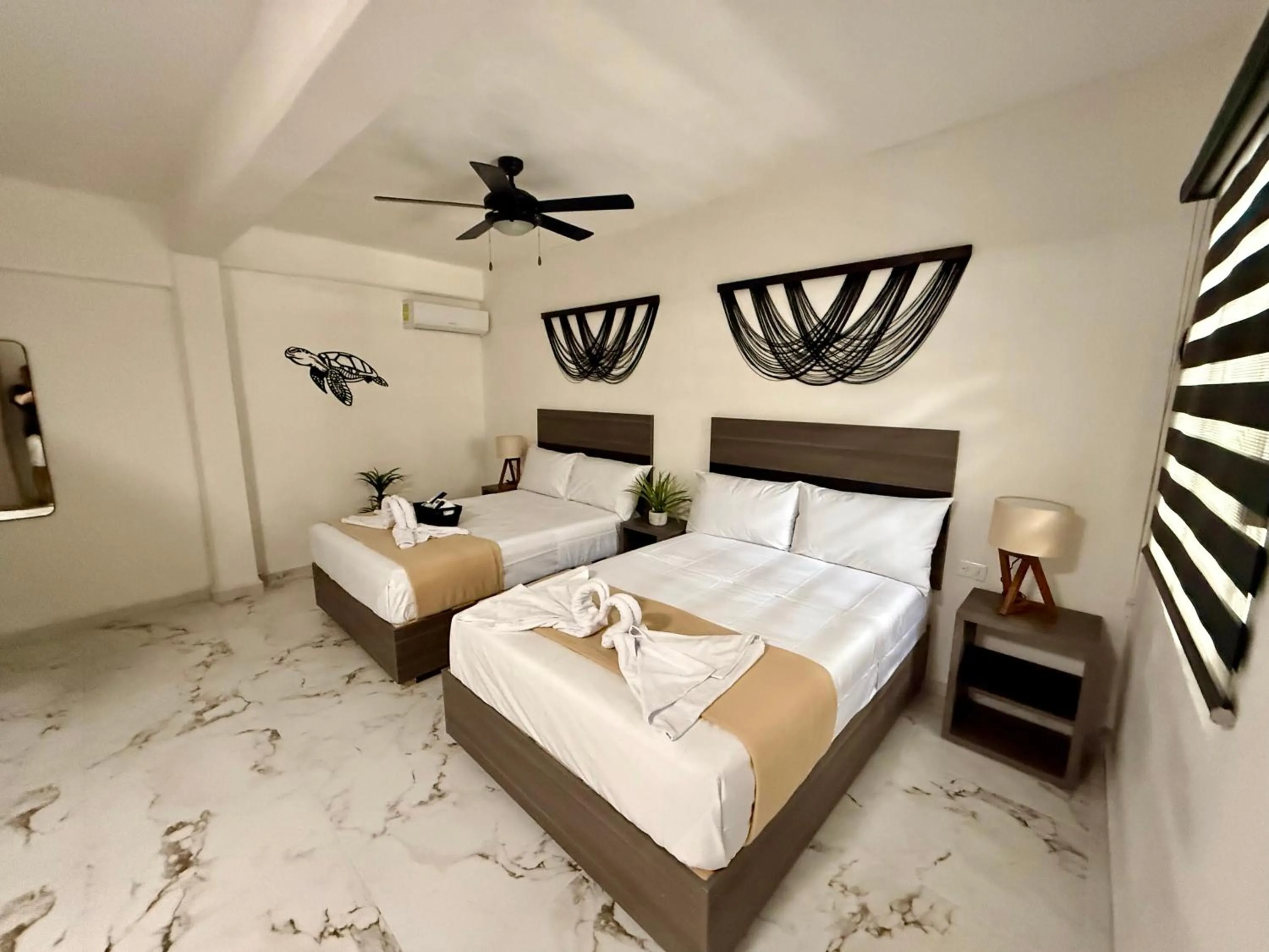 Family Suite in CASA TORTUGA 5Th Ave