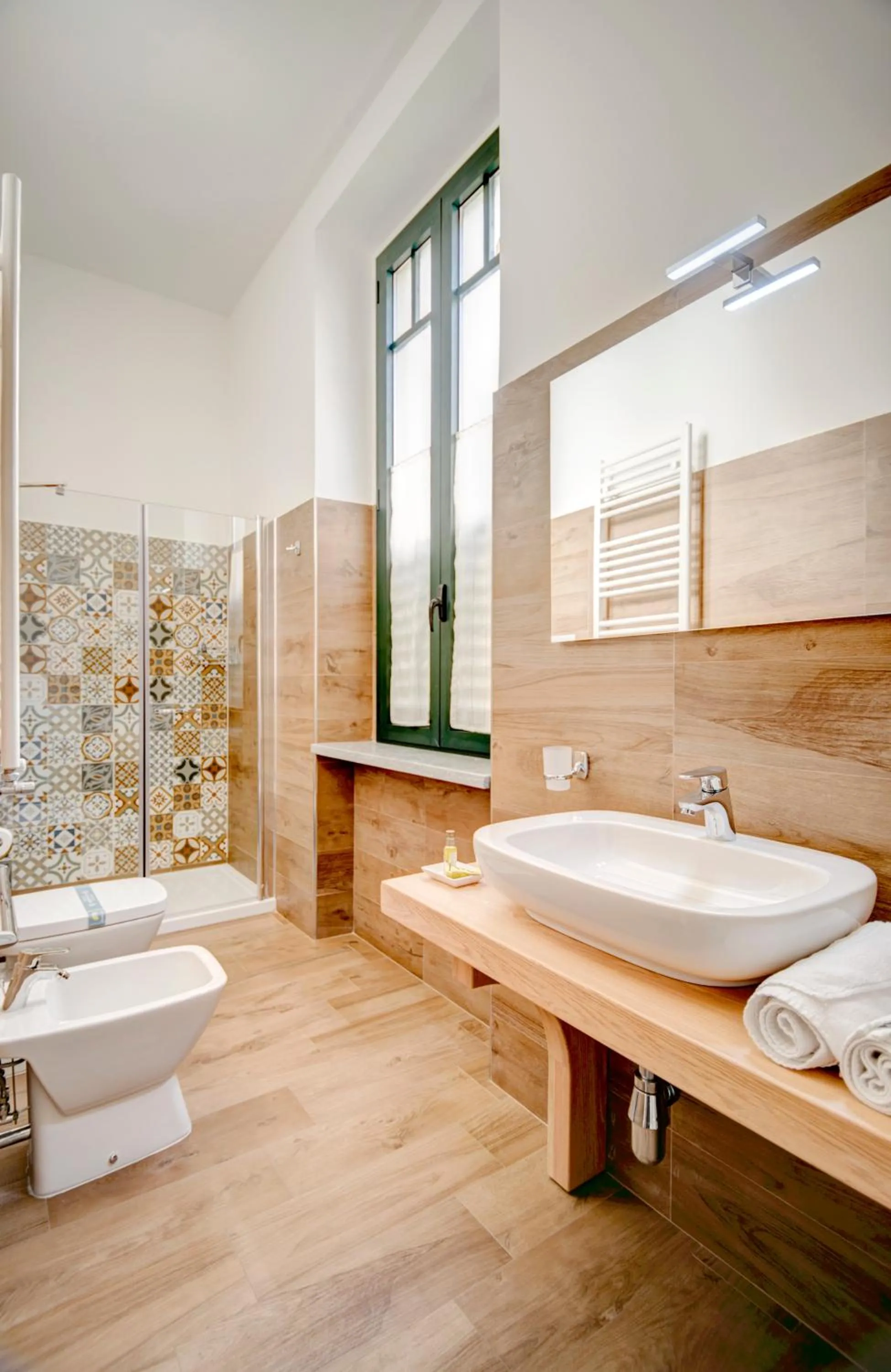 Shower in Villa Lavinia