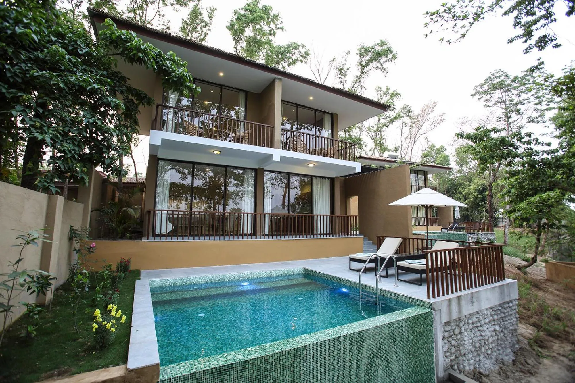 Pool view in Kasara Chitwan