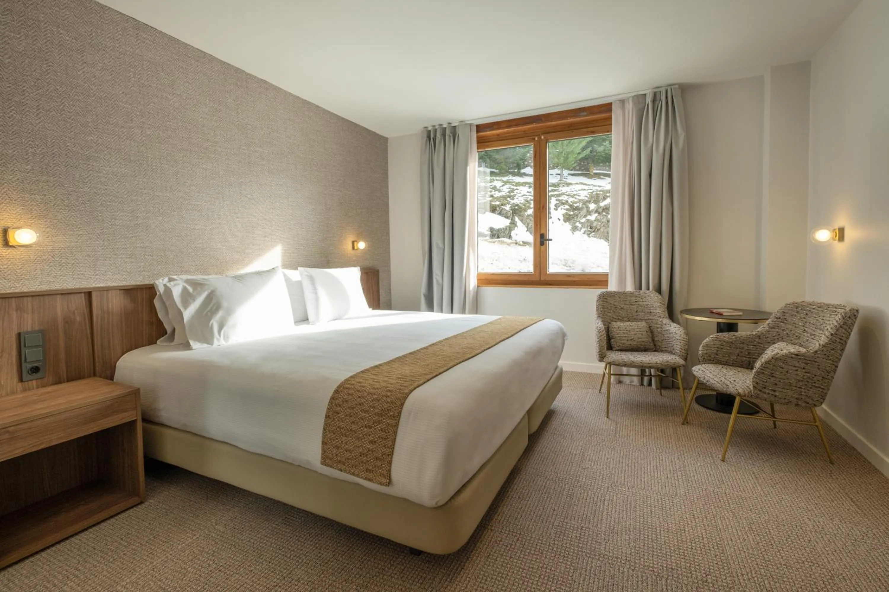 Photo of the whole room, Bed in Eurostars La Pleta