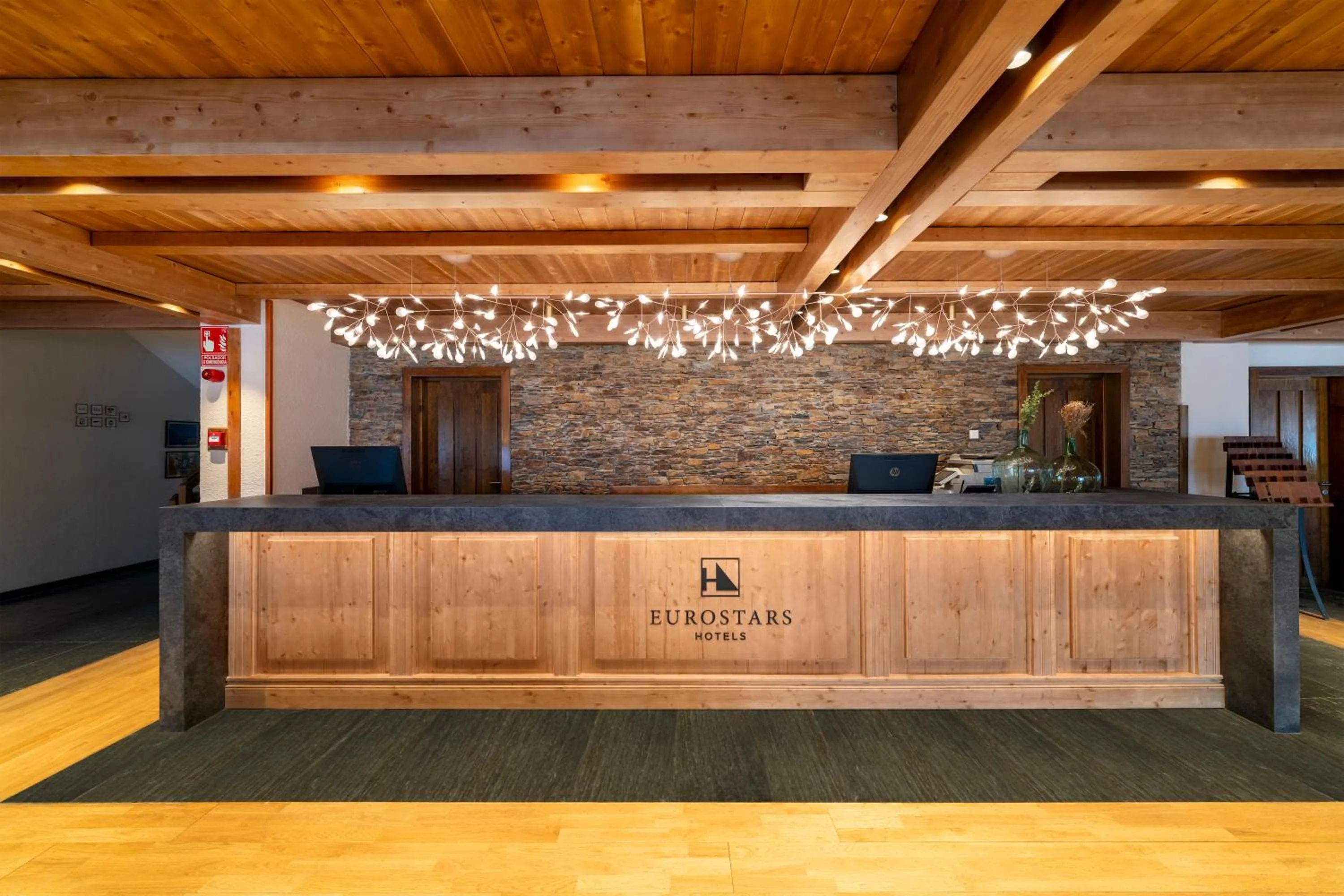 Lobby or reception in Eurostars La Pleta