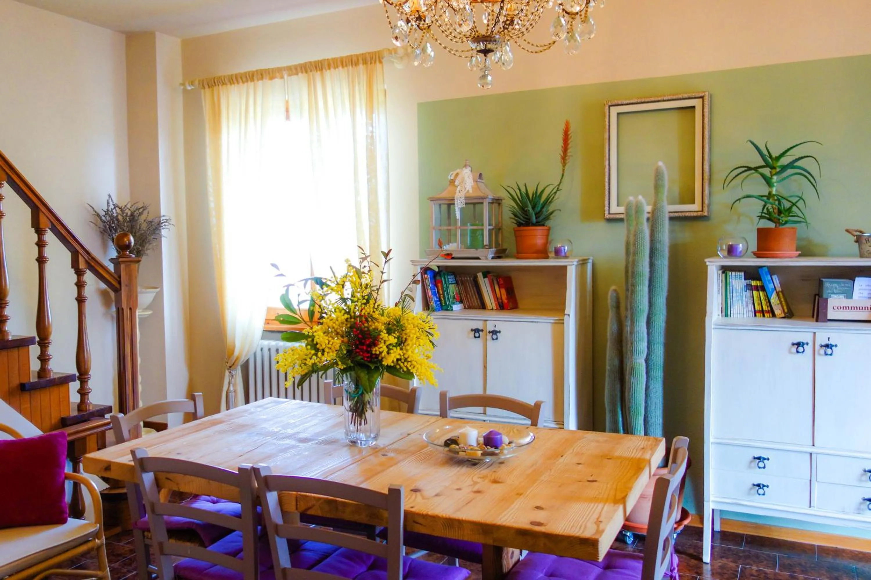 Communal lounge/ TV room in Casa Aloe B&B